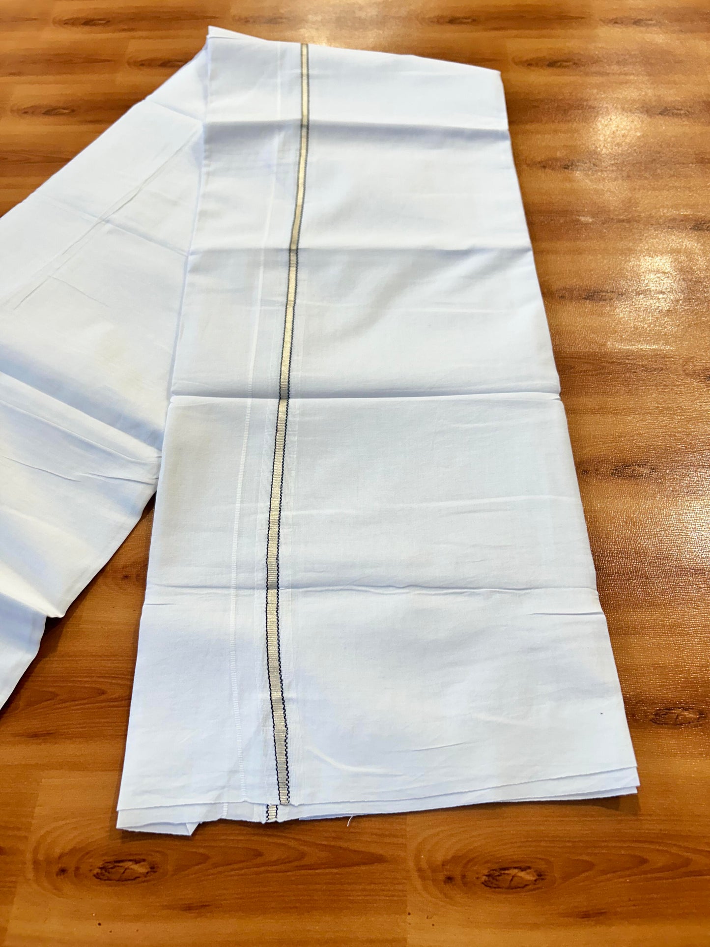 Double Pure White Mundu/ Dhoti - 20% Discount ! Kaitharikada Balaramapuram 100% Cotton 100x80 - 0.75 inch Silver Kasav & Navy Blue Striped Puliyilakkara One Side Chutty Kara 3.90 mtr (8 muzham) - 10 KK5446 VAS