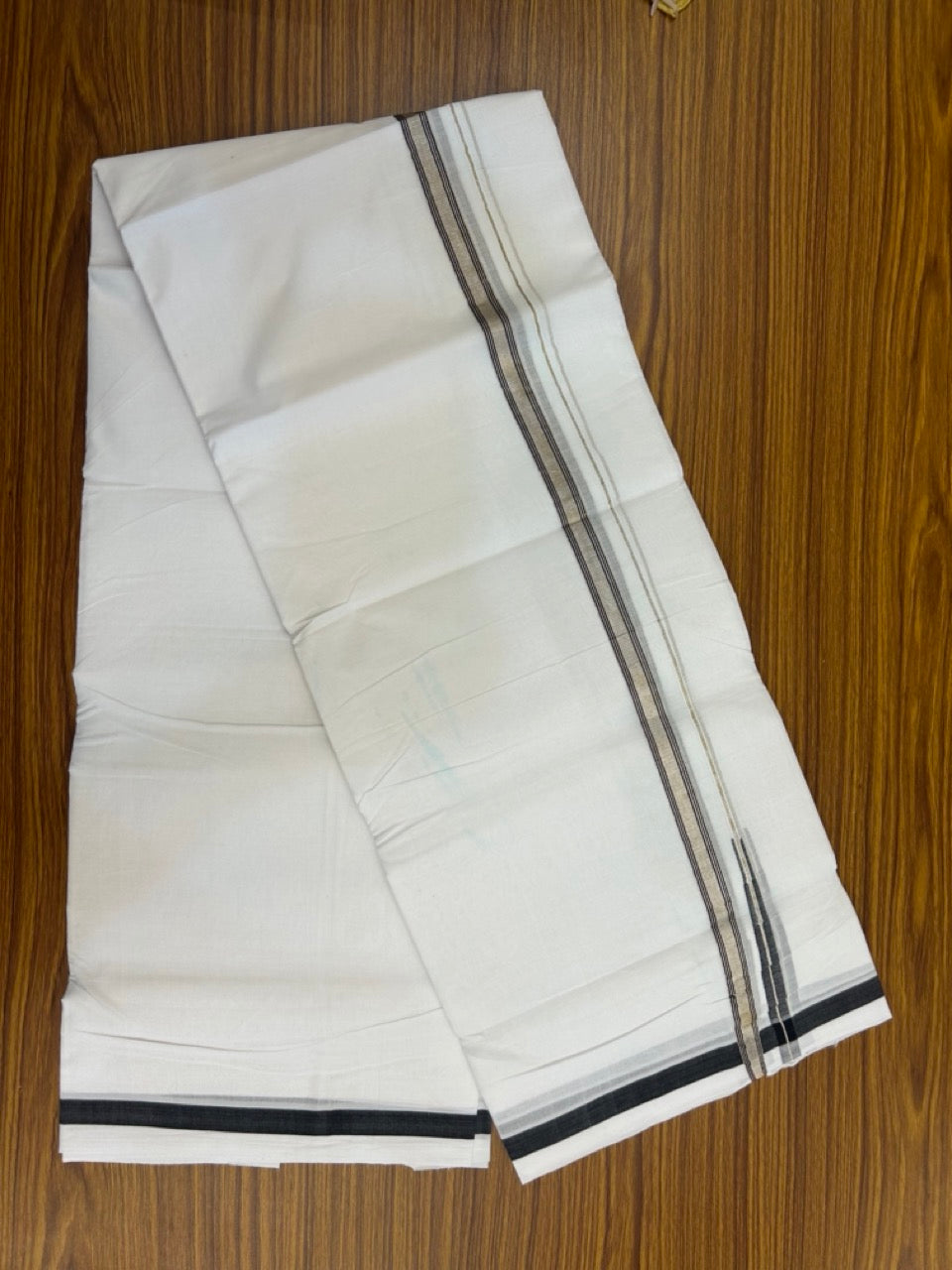 KaithariKada Handloom Millpaav Balaramapuram - 100% Pure Cotton Double Mundu/Dhoti Pure white - 80x90 - 0.5 inch Puliyilakkara Silver Kasav & Black Striped Chutty Kara 4 mtr (8.5 Muzham) - 41 KK5263 YAR