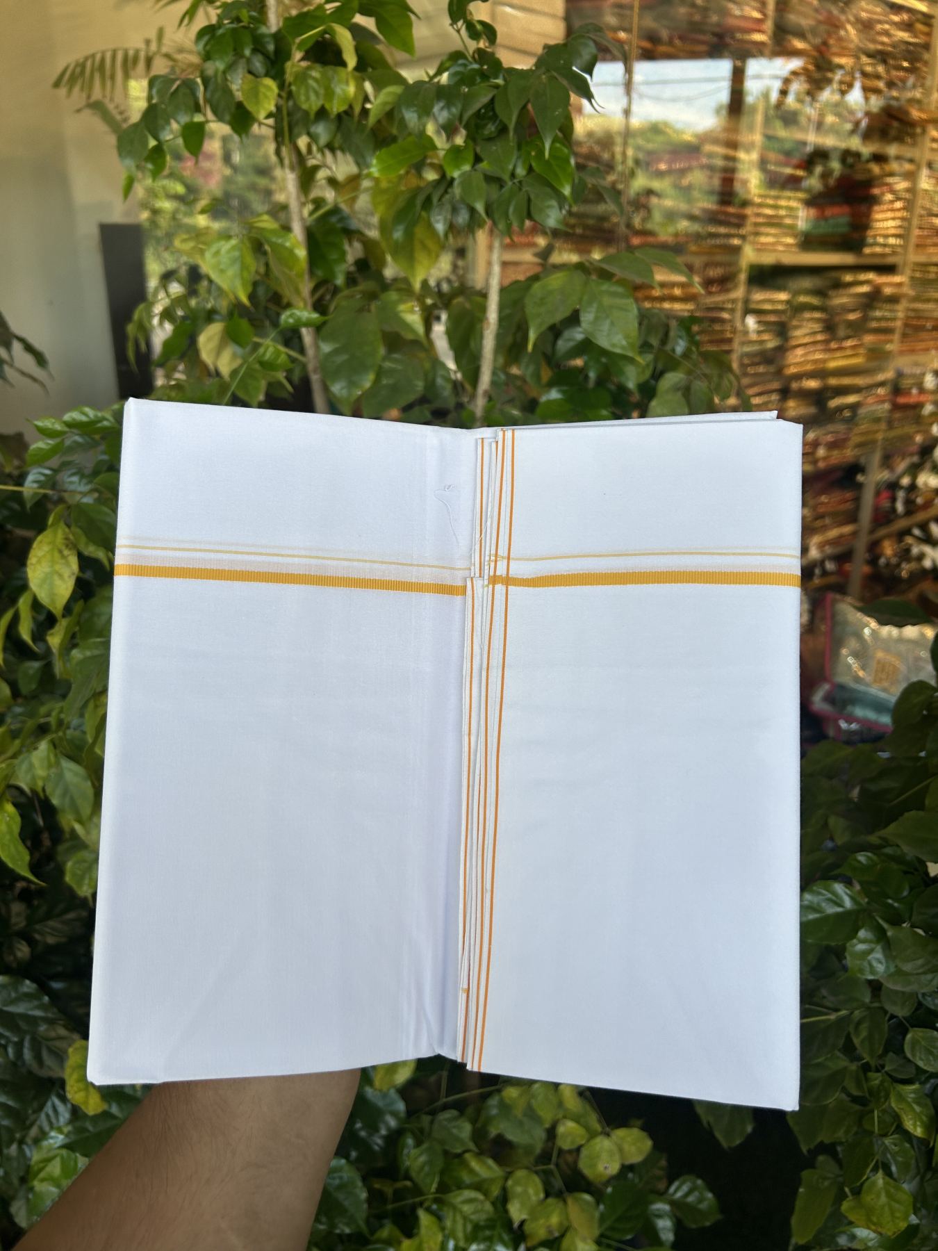 20% Discount !! KaithariKada Wrinkle Free Mercerised Cotton Pure White Single Mundu/Dhoti- (40s) - 0.25 cm Yellow Kara (2 meter / 4 muzham) - 23 KK5336 UAT