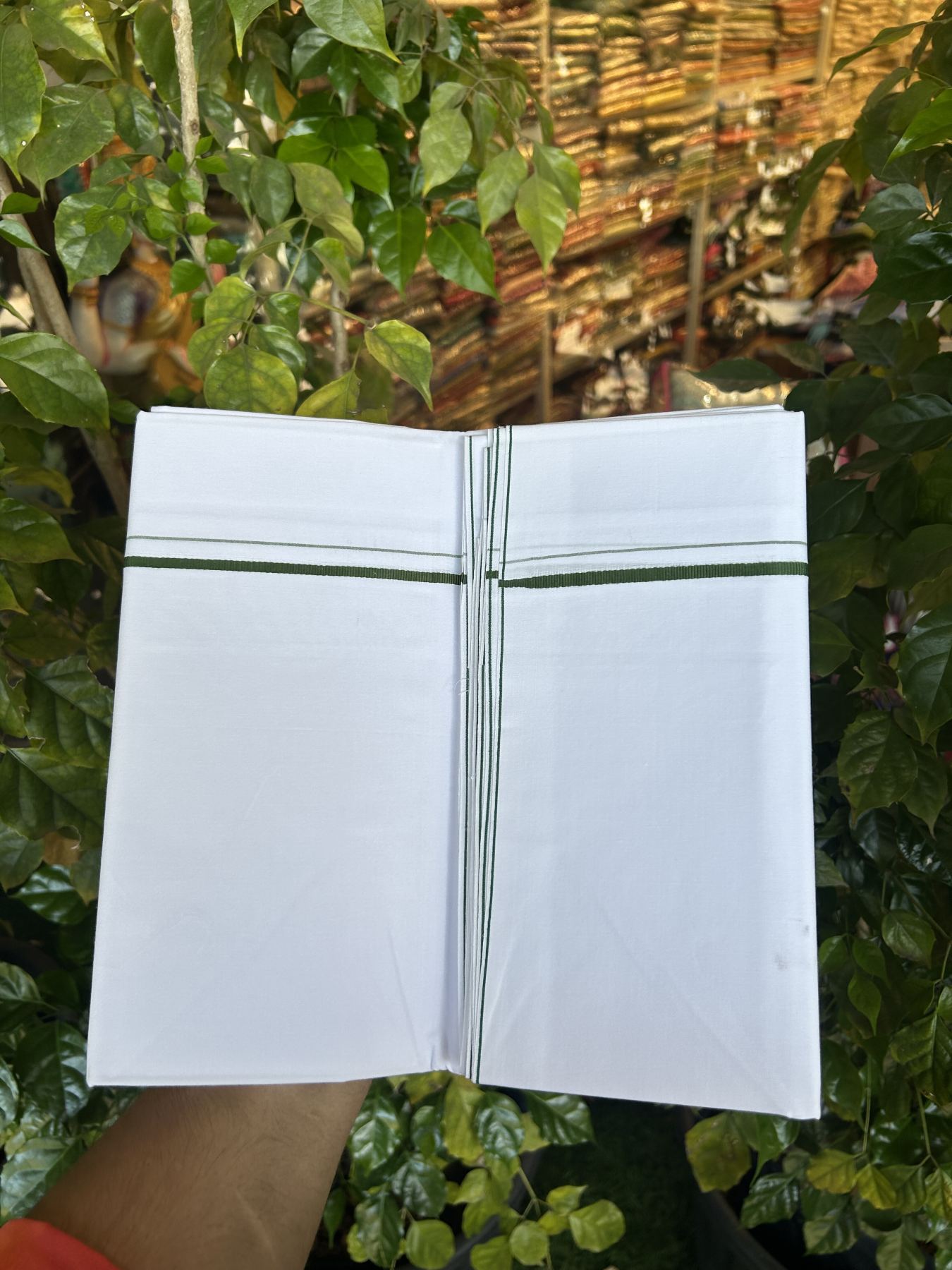 20% Discount !! KaithariKada Wrinkle Free Mercerised Cotton Pure White Single Mundu/Dhoti- (40s) - 0.25 cm Green Kara (2 meter / 4 muzham) - 25 KK5336 UAT