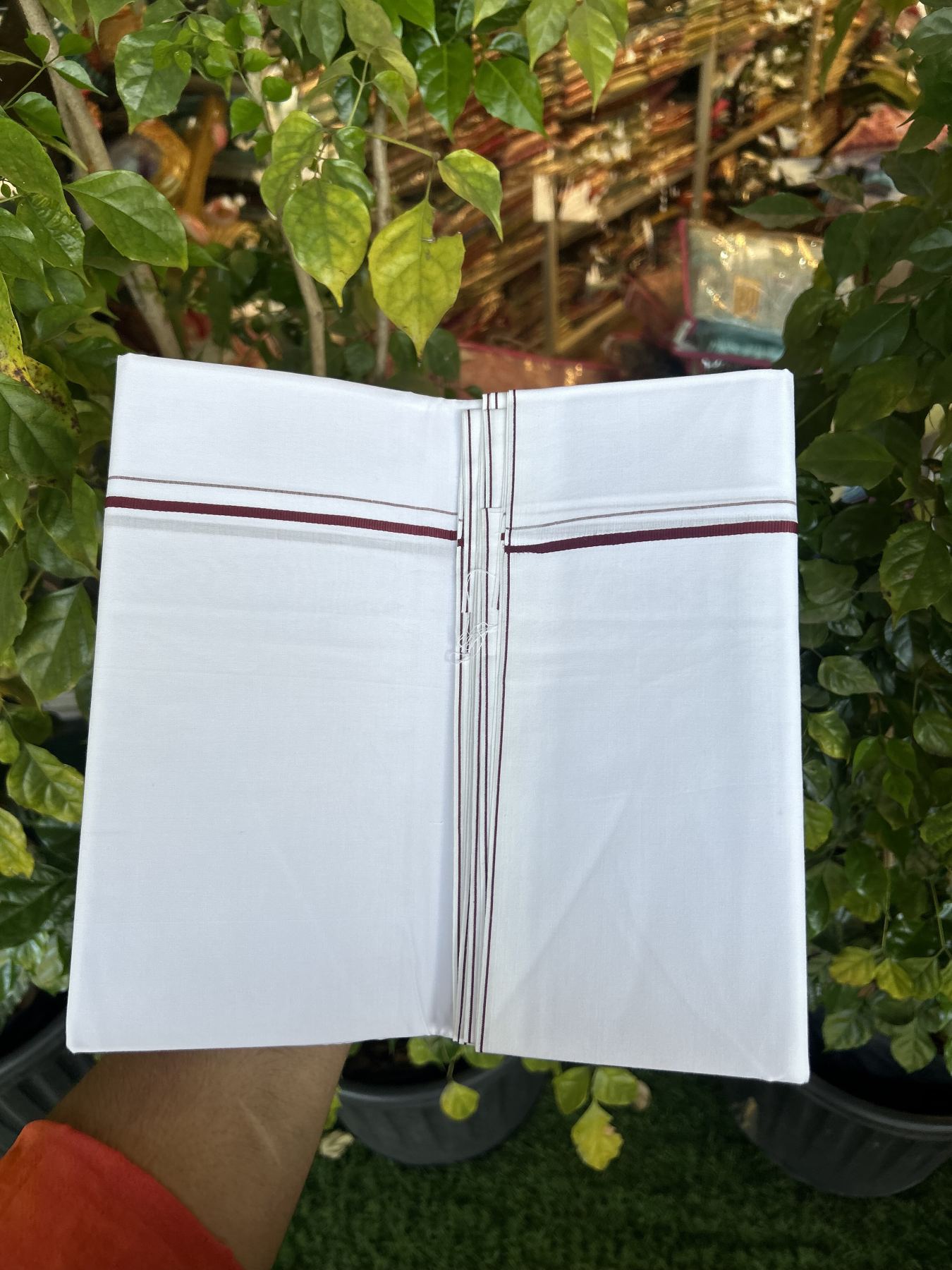 20% Discount !! KaithariKada Wrinkle Free Mercerised Cotton Pure White Single Mundu/Dhoti- (40s) - 0.25 cm Dark Maroon Kara (2 meter / 4 muzham) - 27 KK5336 UAT