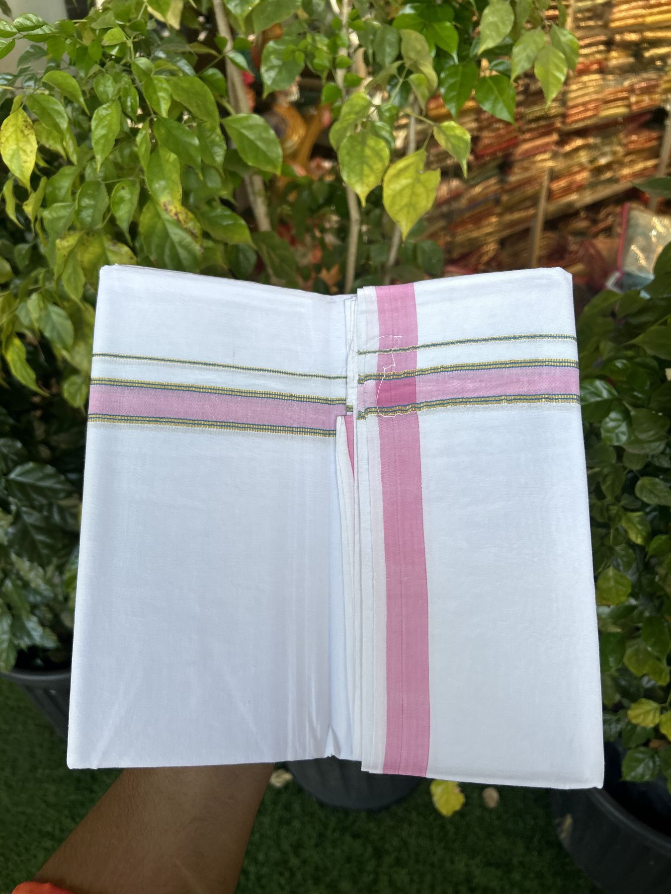 25% Discount ! KaithariKada 100% Cotton Kerala Handloom Single Pure White Mundu/Dhoti - 0.75 inch Pink & Blue Kasav Striped Kara (2 meter / 4 muzham) - 9 KK5336 KAI