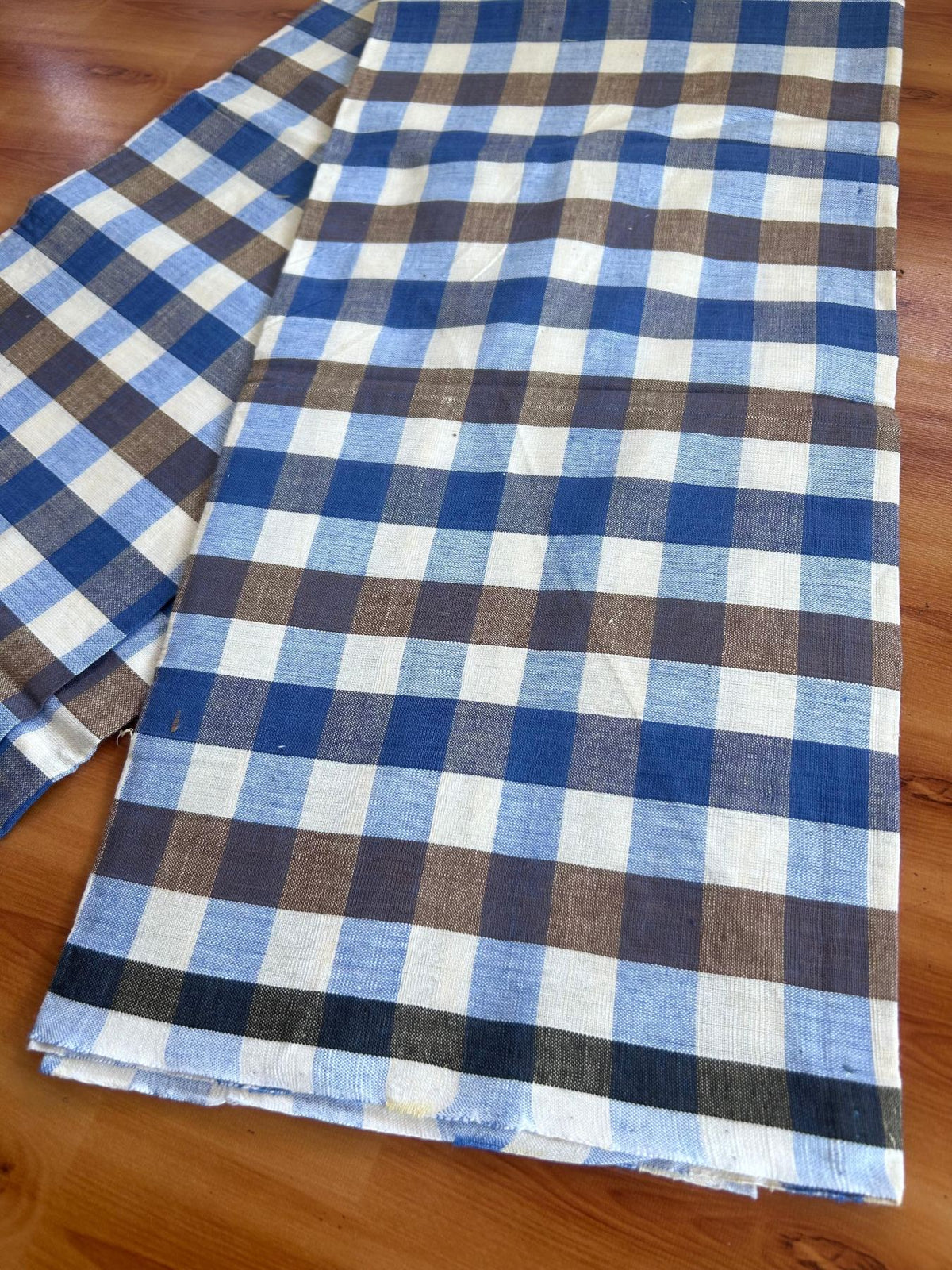 Kerala Handloom - Signature Kaitharikada - 100% Pure Cotton - 2/40sX26s Twisted Thread - Handloom Single Mundu/Dhoti - Blue Light Yellow & Brown Check Body  - 2 mtr - 41 KK8080 KAL