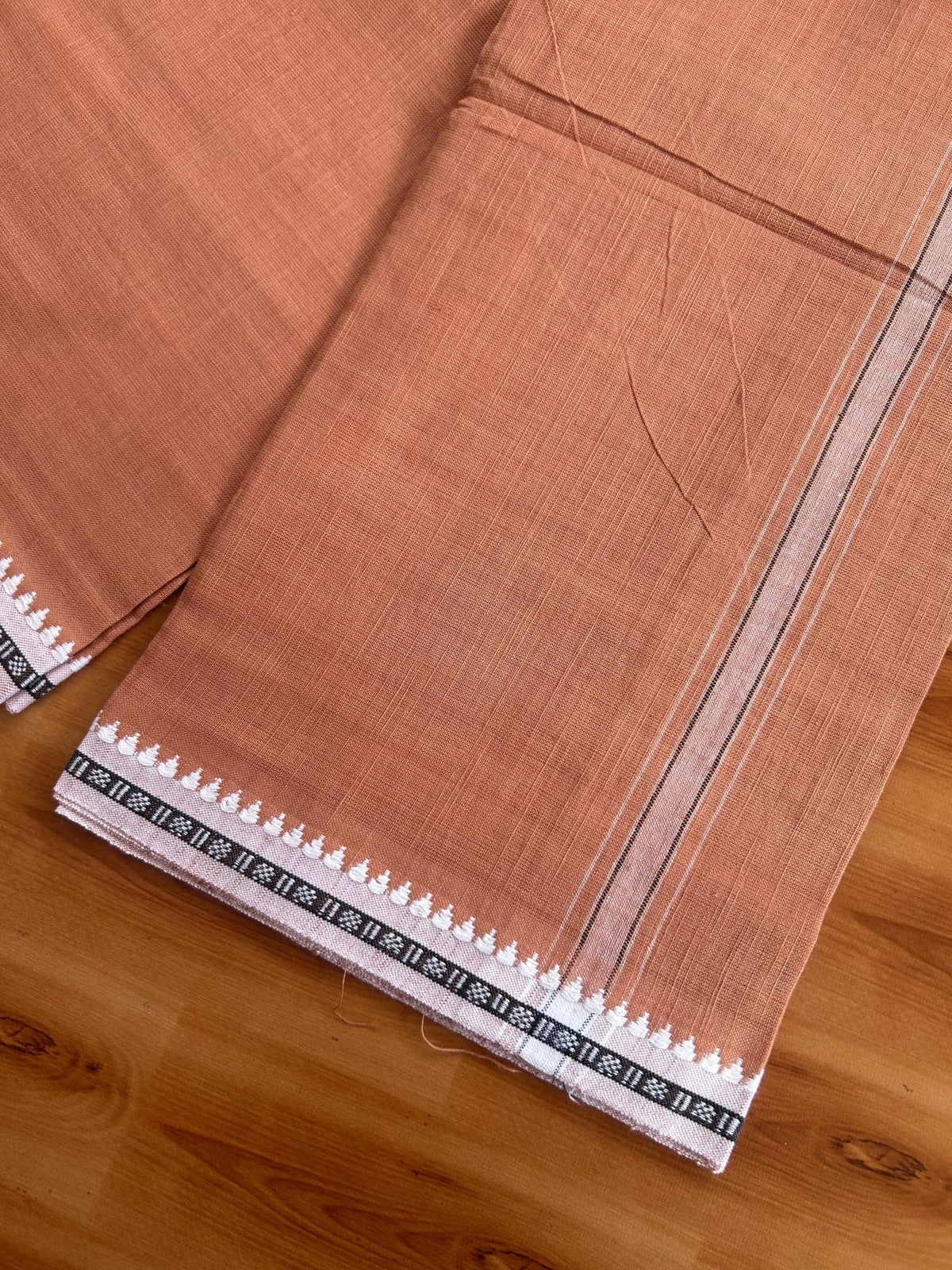 Premium Kathar Type Kavi Mund Pure cotton - Kaitharikada - Single Kaily / Lungi - 1 inch White & Black Striped kara kuppadam Border with Kavi colour body (2 meter / 4 muzham) - 2 KK8079 MUT