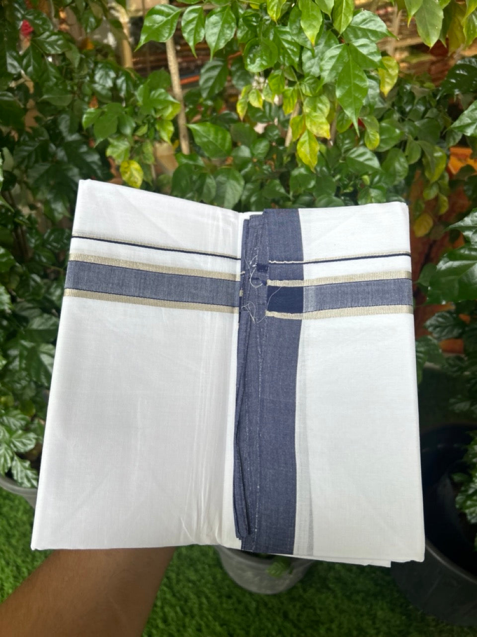KaithariKada Handloom Millpaav Balaramapuram - 100% Pure Cotton Double Mundu/Dhoti Pure white - 80x90 - 1.25 inch Silver Kasav & Navy Blue Shaded Kara 4 mtr (8.5 Muzham) - 35 KK5263 YAR