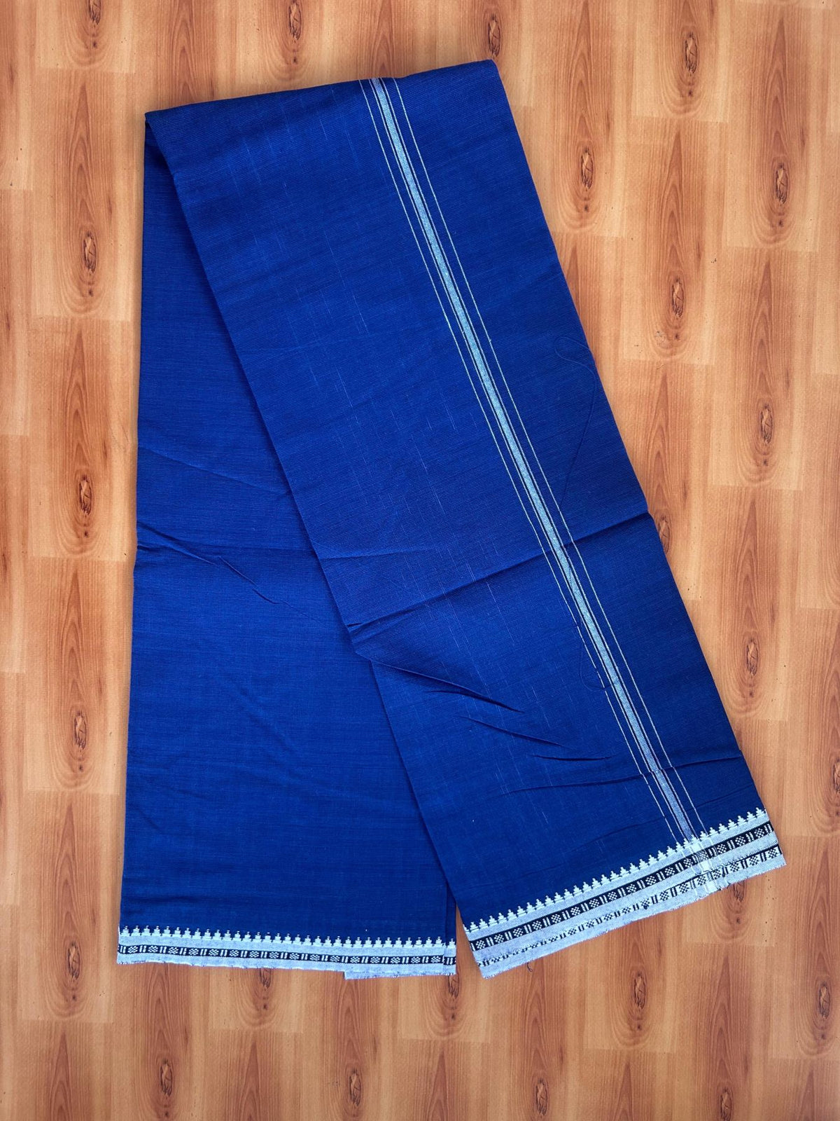 Premium Kathar Type Mund Pure cotton - Kaitharikada - Single Kaily / Lungi - 1 inch White Stripes Kara kuppadam Border with Navy Blue colour body (2 meter / 4 muzham) - 18 KK8079 MUT