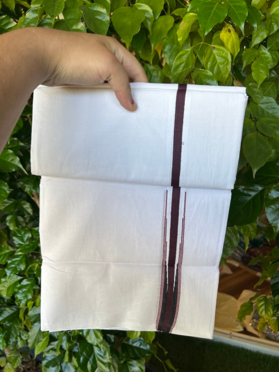 SHORT DHOTI SPECIAL! Kaitharikada.com - 20% Discount! Balaramapuram Double PURE WHITE  Mundu/Dhoti - 100X100 - 1 inch Kara & 50 inches Height Puliyilakkara Dark Maroon & Black Striped Chutty Kara - 44KK5224 ASH