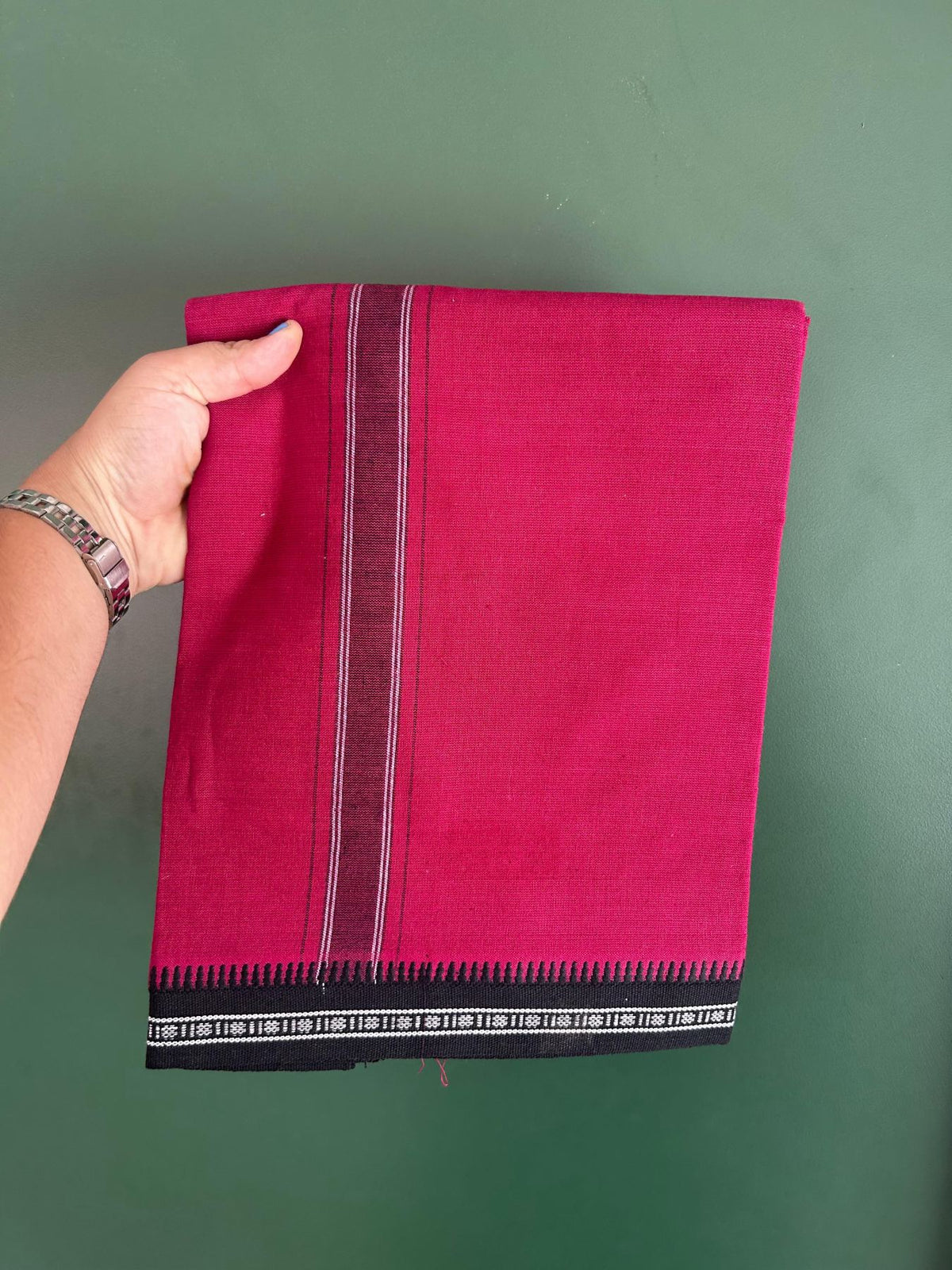 Premium Kathar Type Mund Pure cotton - Kaitharikada - Single Kaily / Lungi - 1 inch White & Black Stripes Kara kuppadam Border with Maroon colour body (2 meter / 4 muzham) - 20 KK8079 MUT
