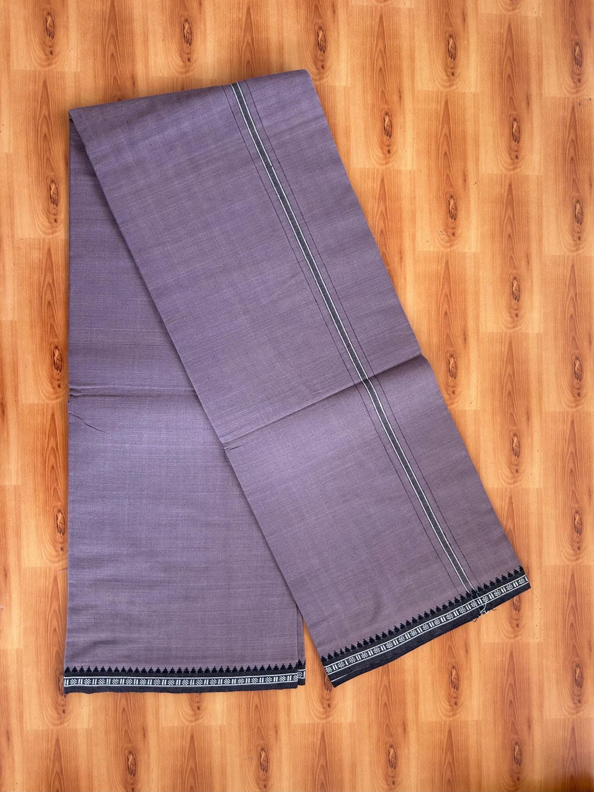 Premium Kathar Type Mund Pure cotton - Kaitharikada - Single Kaily / Lungi - 1 inch White & Black Stripes Kara kuppadam Border with Dusty Mauve colour body (2 meter / 4 muzham) - 24 KK8079 MUT