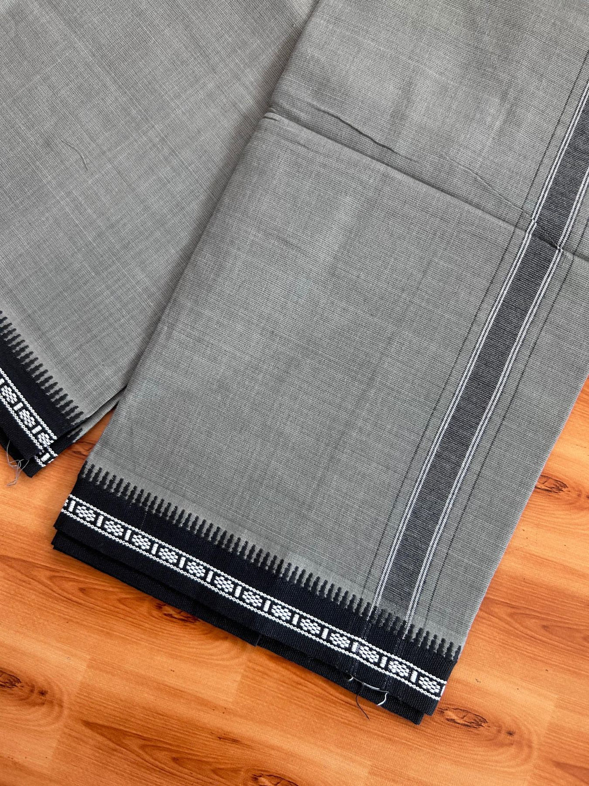 Premium Kathar Type Mund Pure cotton - Kaitharikada - Single Kaily / Lungi - 1 inch White & Black Stripes Kara kuppadam Border with Dusty Grey colour body (2 meter / 4 muzham) - 25 KK8079 MUT