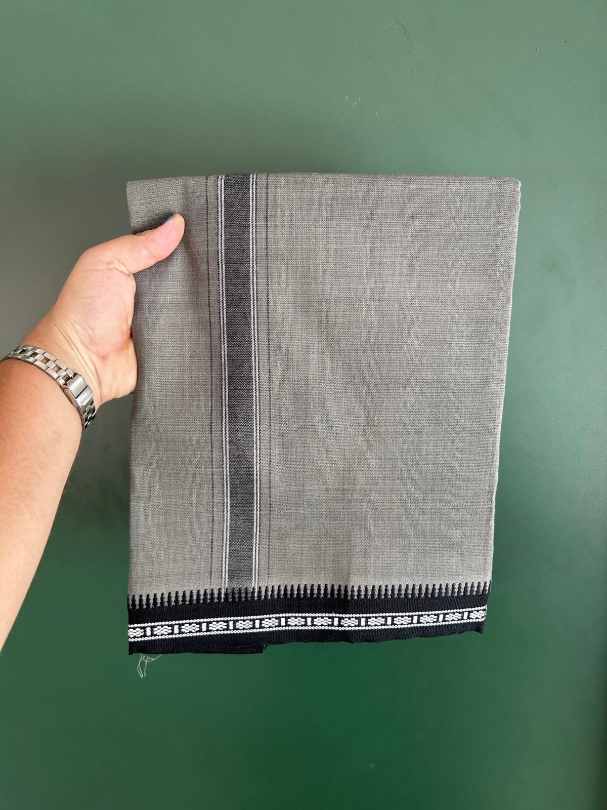 Premium Kathar Type Mund Pure cotton - Kaitharikada - Single Kaily / Lungi - 1 inch White & Black Stripes Kara kuppadam Border with Dusty Grey colour body (2 meter / 4 muzham) - 25 KK8079 MUT