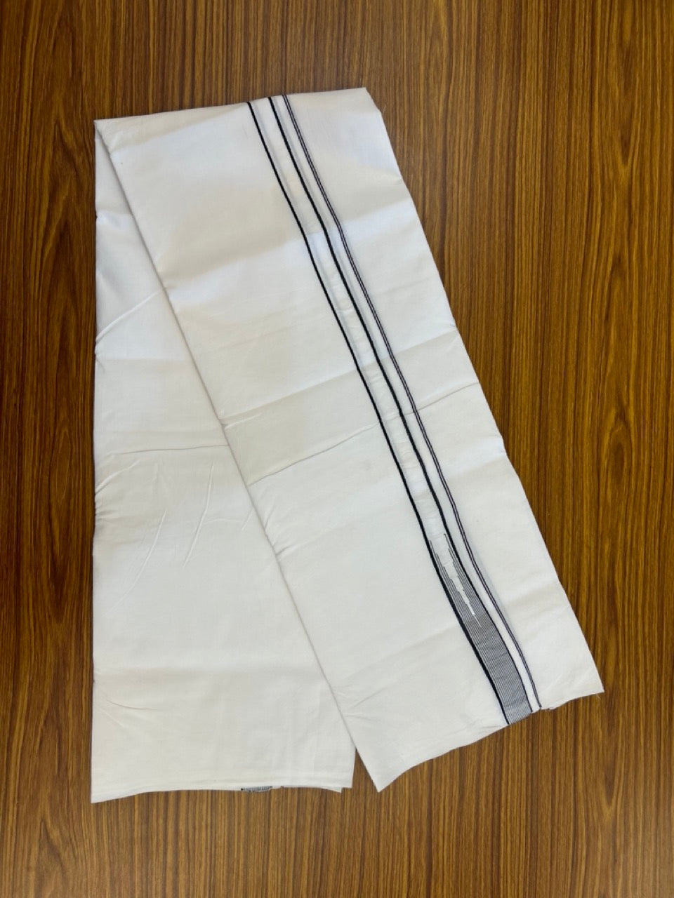 20% Discount! KaithariKada Balaramapuram 100% Cotton Single Pure white Mundu/Dhoti - Twisted 100s Thread- 1 inch Black Striped Puliyilakkara Chutty (2 meter / 4 muzham) - 2 KK5286 KAI