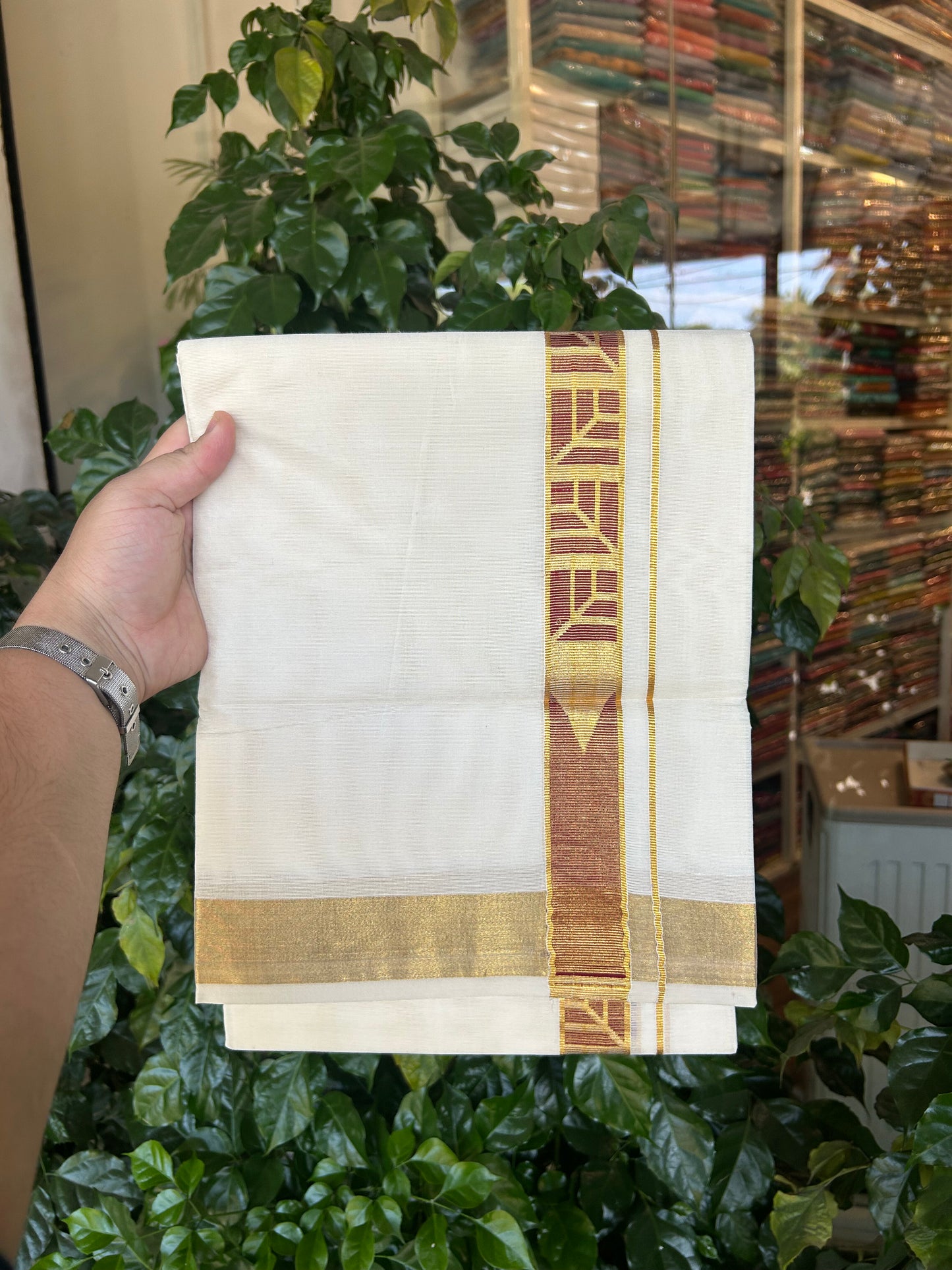 20% Discount! KaithariKada Balaramapuram Double Off White - (Unbleached) Mund/Dhoti - Mixed Cotton (80s) - 1.5 inch Kasav Red Jacquard design chutty Kara 4.00 mtr (8.5 Muzham) - 206 KK5361 PMC