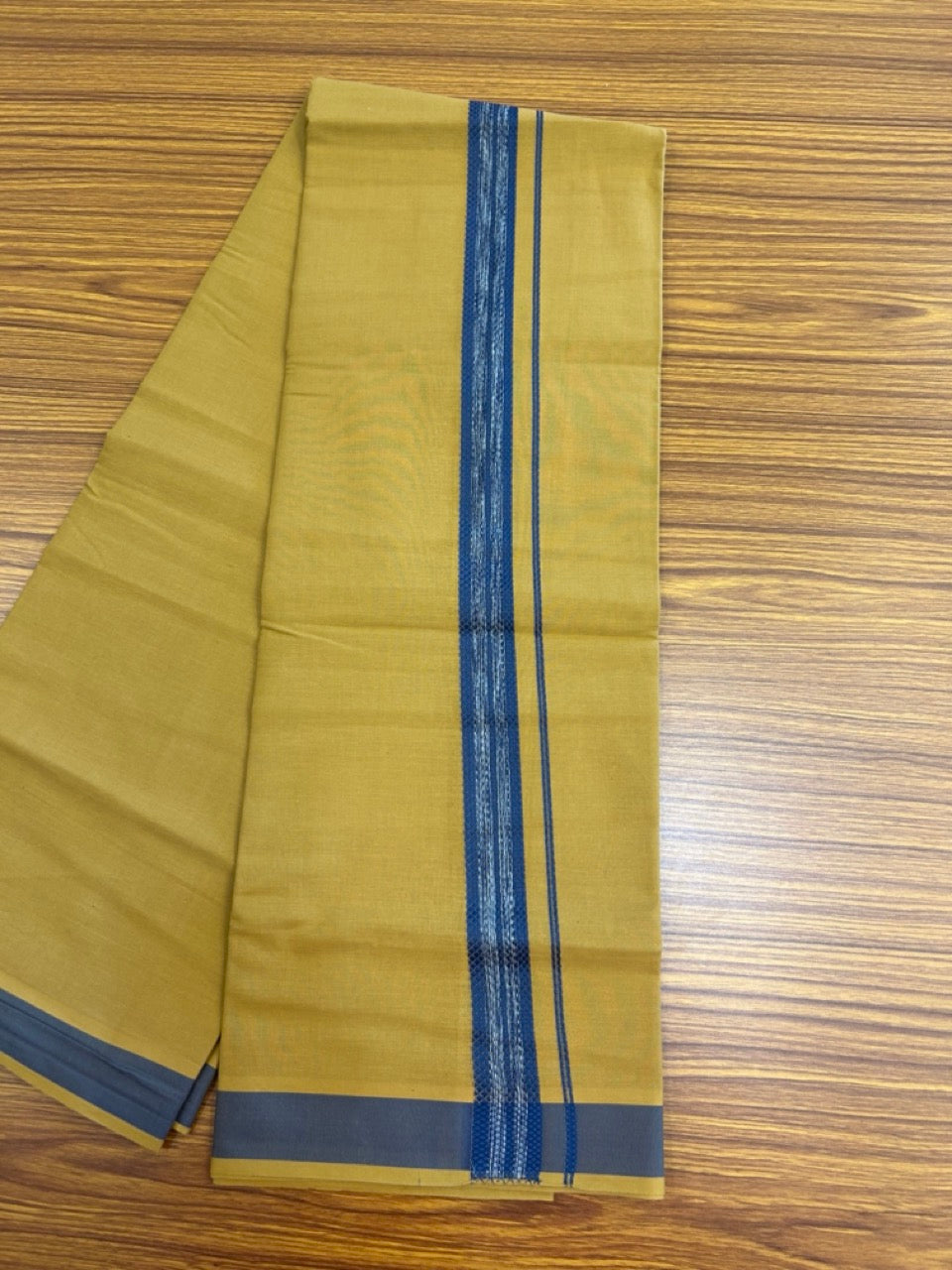 18% Discount!!! Kaitharikada Pure Cotton - Single Kaily / Lungi - 1.25 inch Blue & white shaded Pattern kara with Camel brown colour body  (2 meter / 4 muzham) - 7KK8018GAN