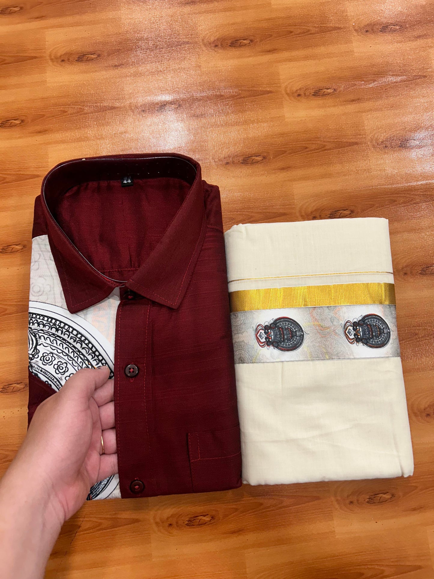 Combo Shirt Mund Mixed cotton - Half Sleeve - KaithariKada - Dark Maroon Kadhakali Printed Design - 7 KK5447 ARU