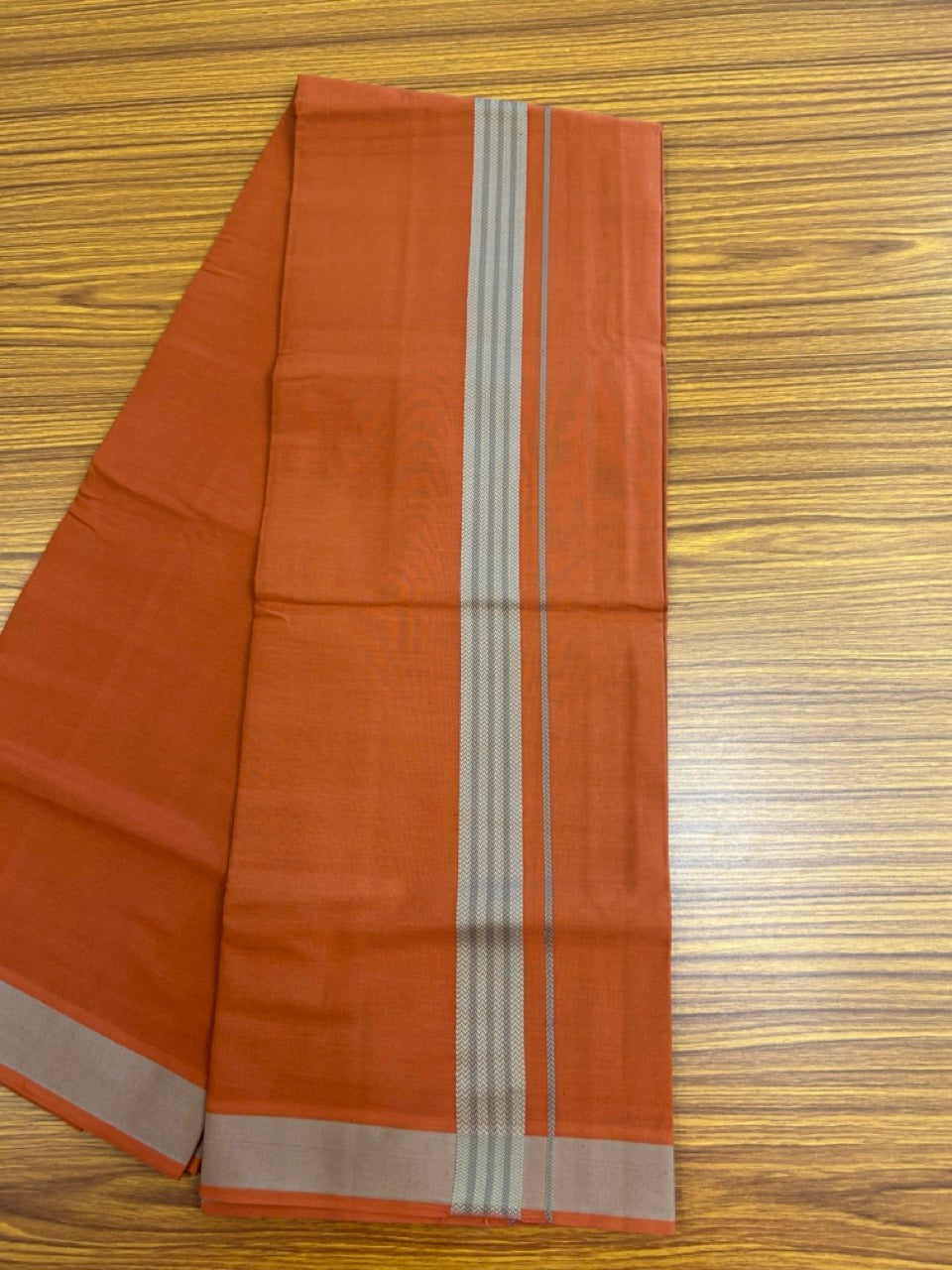 18% Discount!!! Kaitharikada Pure Cotton - Single Kaily / Lungi - 1.25 inch Grey & Ash Zig-zag design kara with Kavi colour body  (2 meter / 4 muzham) - 16KK8018GAN