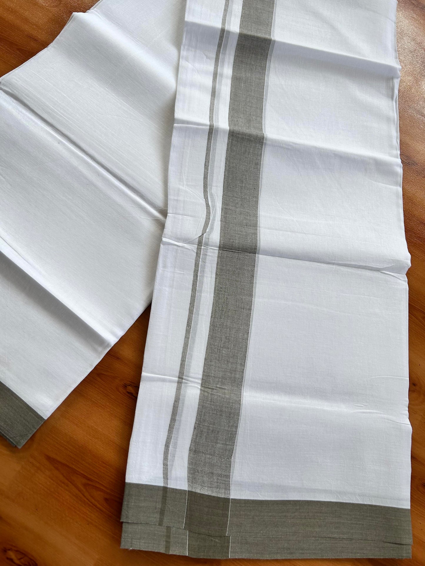 Double Pure White Mundu/Dhoti- 20% Discount ! Kaitharikada Balaramapuram 100% Pure Cotton - 100x80 - 1.25 Inch Dark Ash Green Shaded Kara 3.90 mtr (8 muzham) - 45 KK5444 VIN