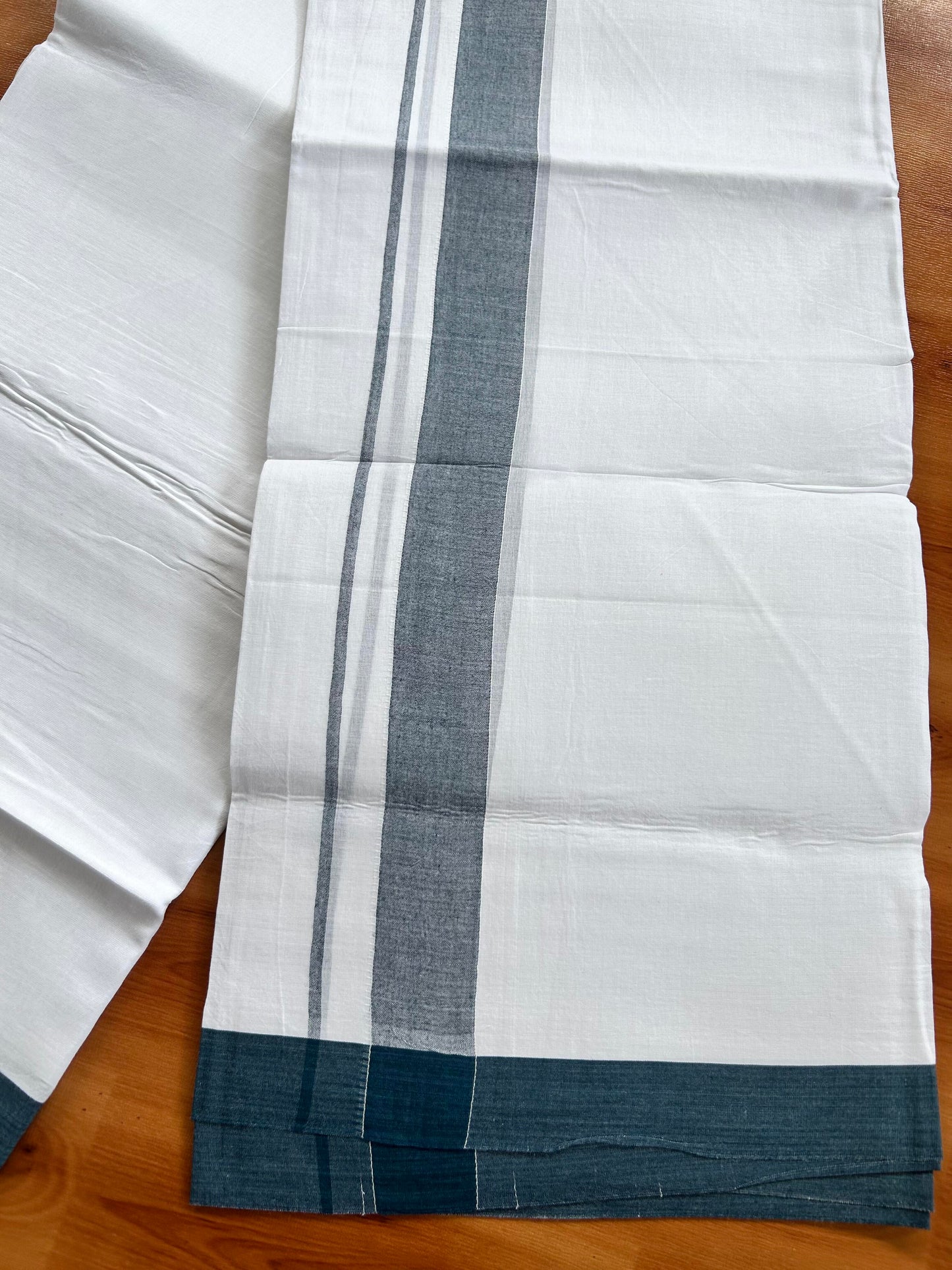 Double Pure White Mundu/Dhoti- 20% Discount ! Kaitharikada Balaramapuram 100% Pure Cotton - 100x80 - 1.25 Inch Peacock Blue Shaded Kara 3.90 mtr (8 muzham) - 47 KK5444 VIN