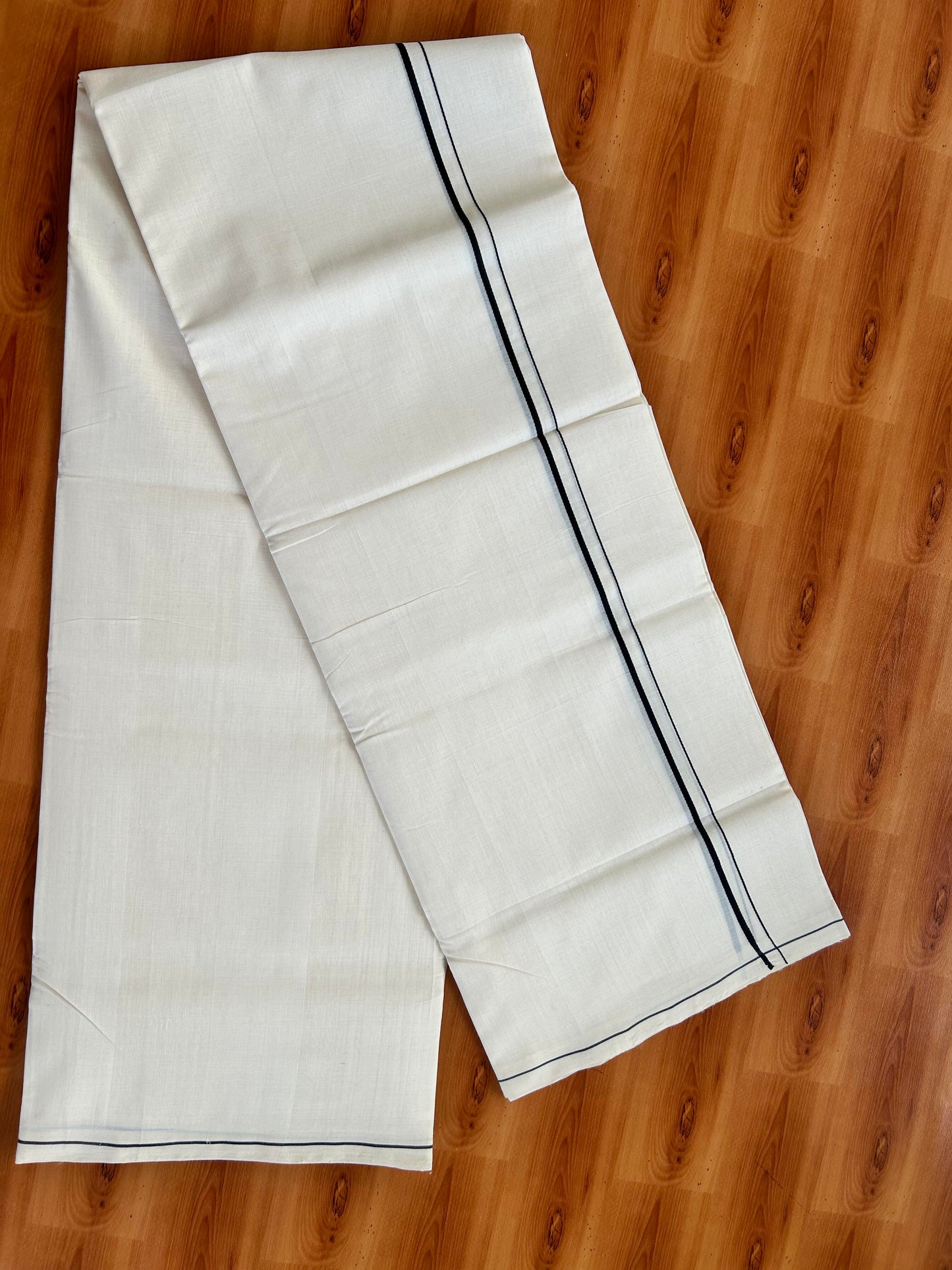 Double Off White (Unbleached) Mundu/Dhoti - 25% Discount!! KaithariKada Handloom Unakkupaav - Kerala Handloom - 100% Pure Cotton - 80x90 - 0.3 inch Black Kara 4 meter (8.5 muzham) - 14 KK5449 YAR