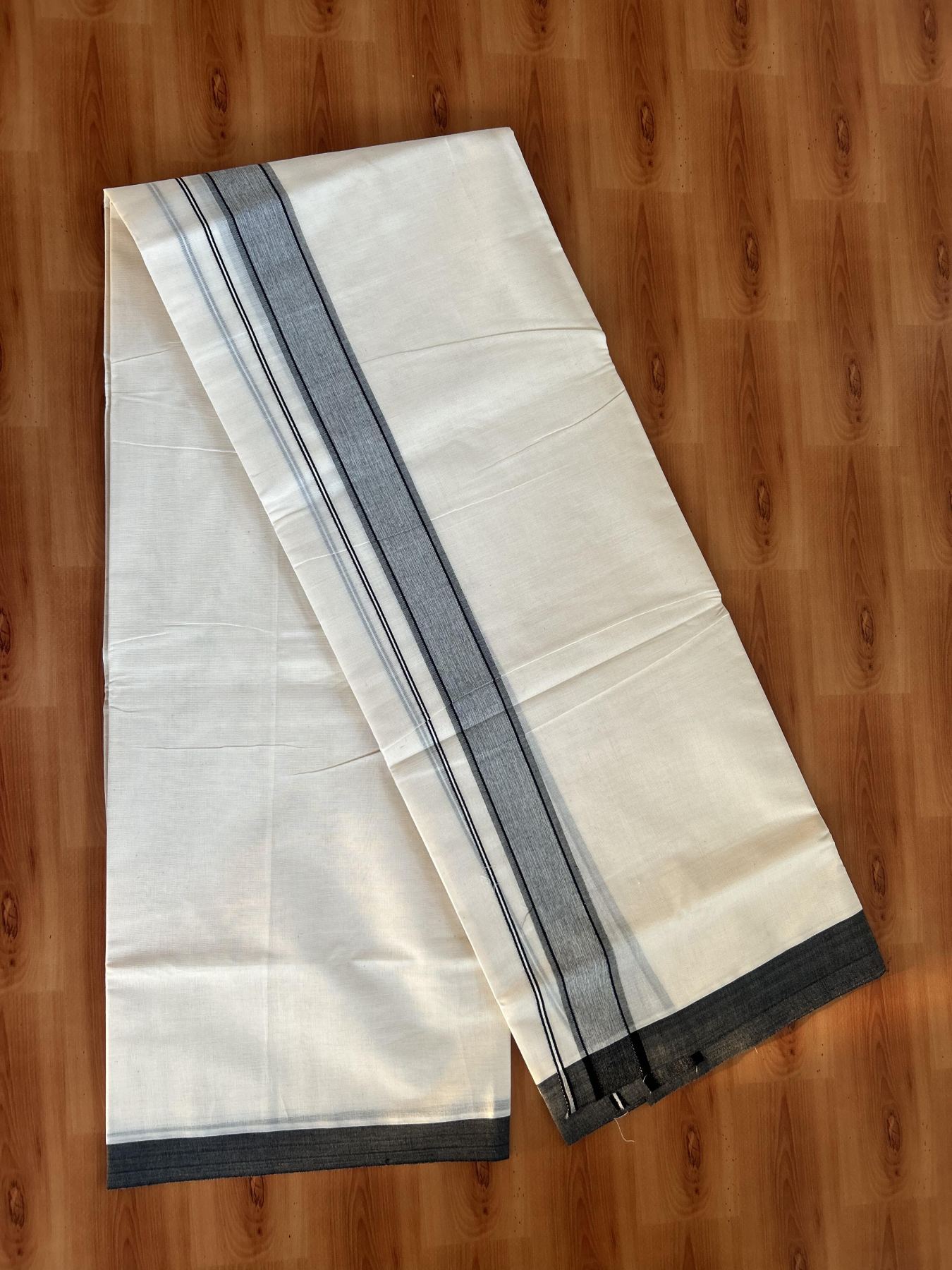 Double Off White Mundu/Dhoti- 20% Discount! KaithariKada Balaramapuram 100% Cotton - 60s - 1.25 inch Black Shaded Kara 4 mtr (8.5 muzham) - 18 KK5398 PMC