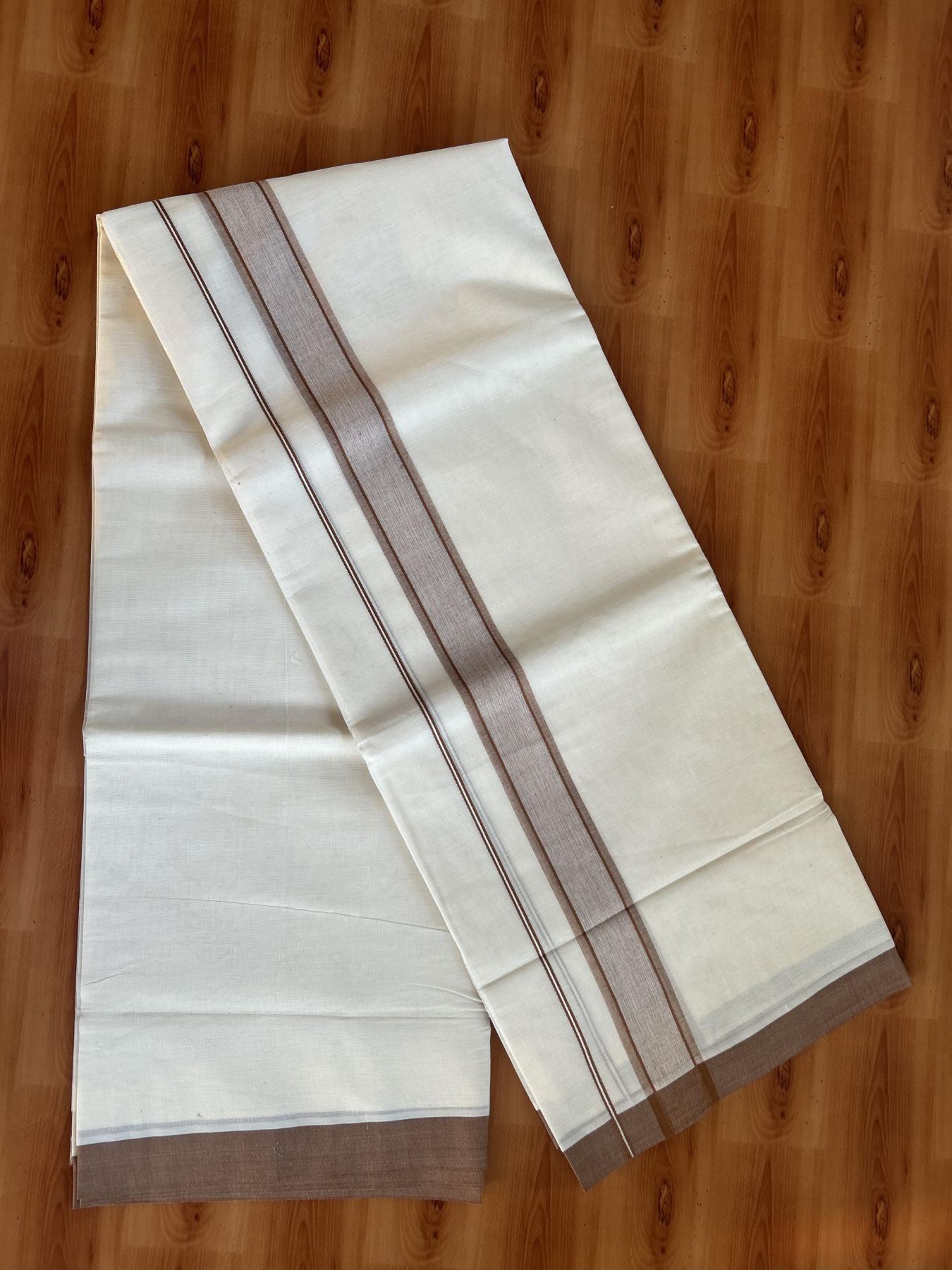 Double Off White (unbleached) Mundu/Dhoti - 20% Discount ! KaithariKada Balaramapuram - 100% Cotton - 60s- 1.5 inch Silver Kasav & Brown Shaded Kara 4 mtr (8.5 muzham) - 1 KK5398 PMC