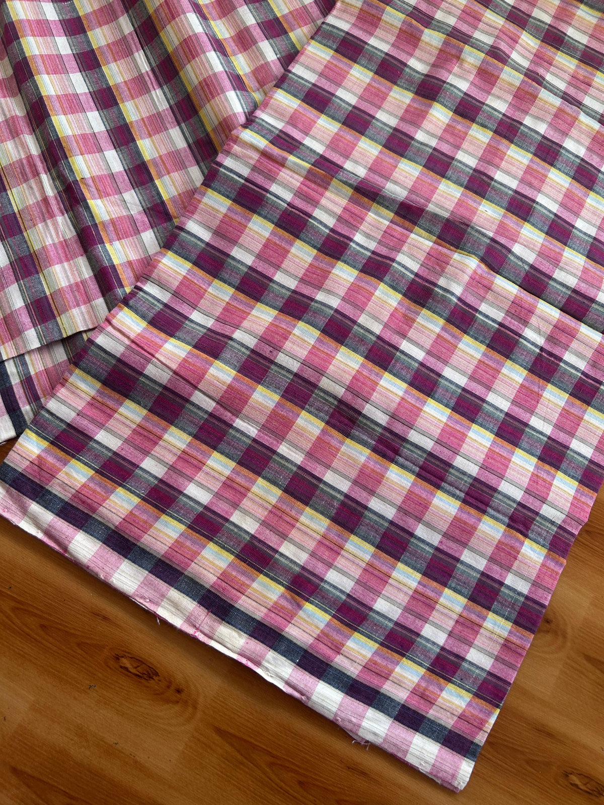 Kerala Handloom - Signature Kaitharikada - 100% Pure Cotton - 2/60sX40s Twisted Thread - Handloom Single Mundu/Dhoti - Multi Colour Check Body  - 2.45 mtr - 49 KK8080 KAL