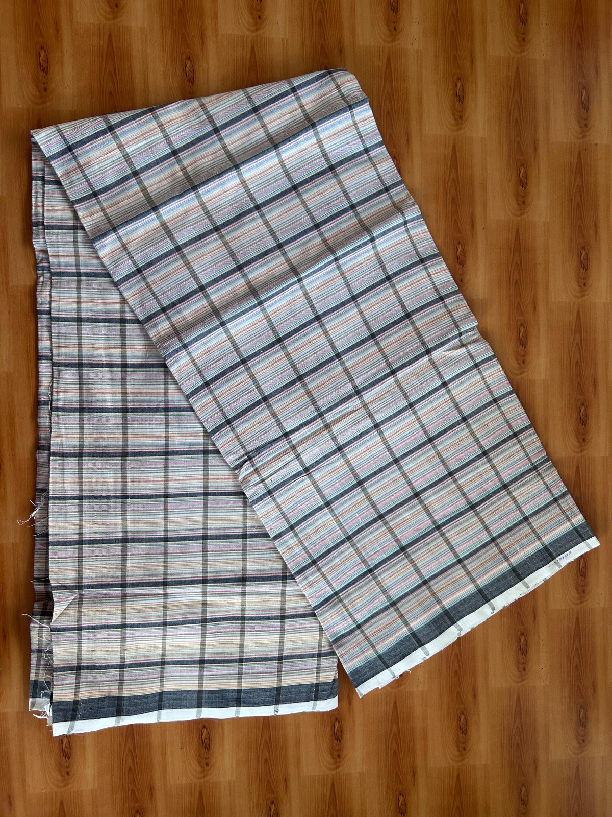 Kerala Handloom - Signature Kaitharikada - 100% Pure Cotton - 2/60sX40s Twisted Thread - Handloom Single Mundu/Dhoti -  Multi Colour Check Body  - 2.50 mtr - 51 KK8080 KAL
