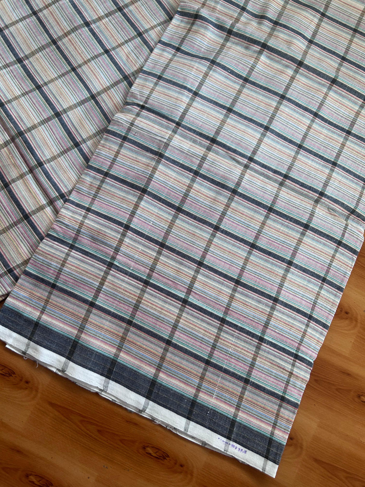 Kerala Handloom - Signature Kaitharikada - 100% Pure Cotton - 2/60sX40s Twisted Thread - Handloom Single Mundu/Dhoti -  Multi Colour Check Body  - 2.50 mtr - 51 KK8080 KAL