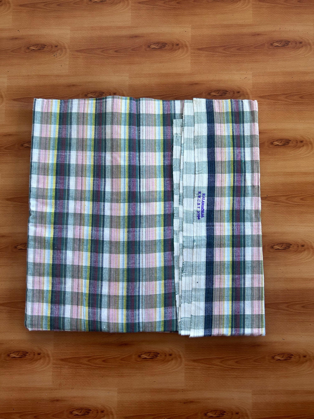 Kerala Handloom - Signature Kaitharikada - 100% Pure Cotton - 2/60sX40s Twisted Thread - Handloom Single Mundu/Dhoti - Multi Colour Check Body  - 2.30 mtr - 57 KK8080 KAL