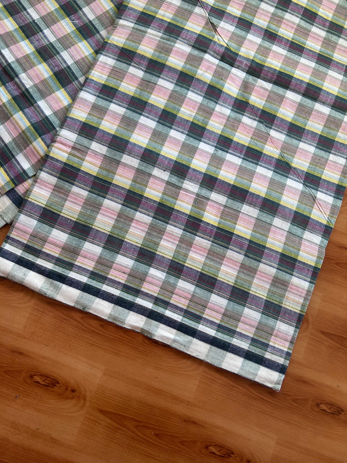 Kerala Handloom - Signature Kaitharikada - 100% Pure Cotton - 2/60sX40s Twisted Thread - Handloom Single Mundu/Dhoti - Multi Colour Check Body  - 2.30 mtr - 57 KK8080 KAL