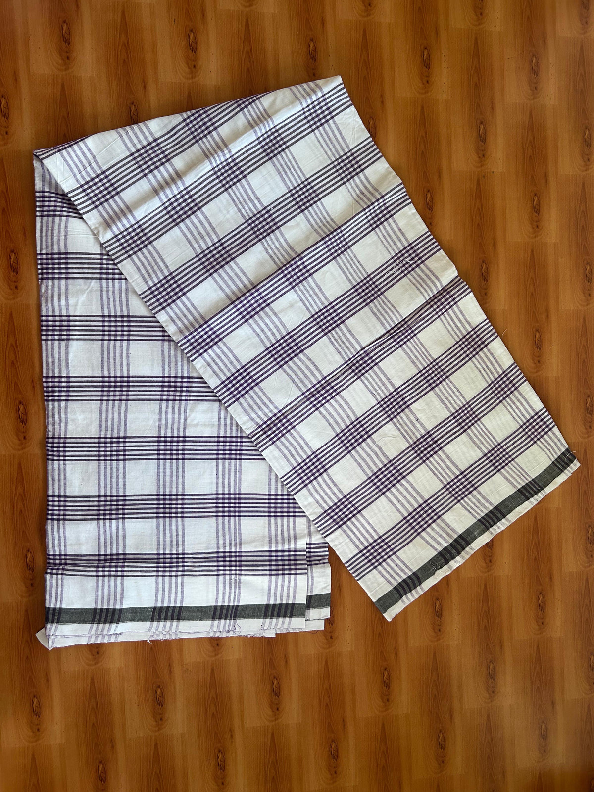 Kerala Handloom - Signature Kaitharikada - 100% Pure Cotton - 2/60sX2/40s Twisted Thread - Handloom Single Mundu/Dhoti - Violet  & White Check Body  - 2.45 mtr - 66 KK8080 KAL