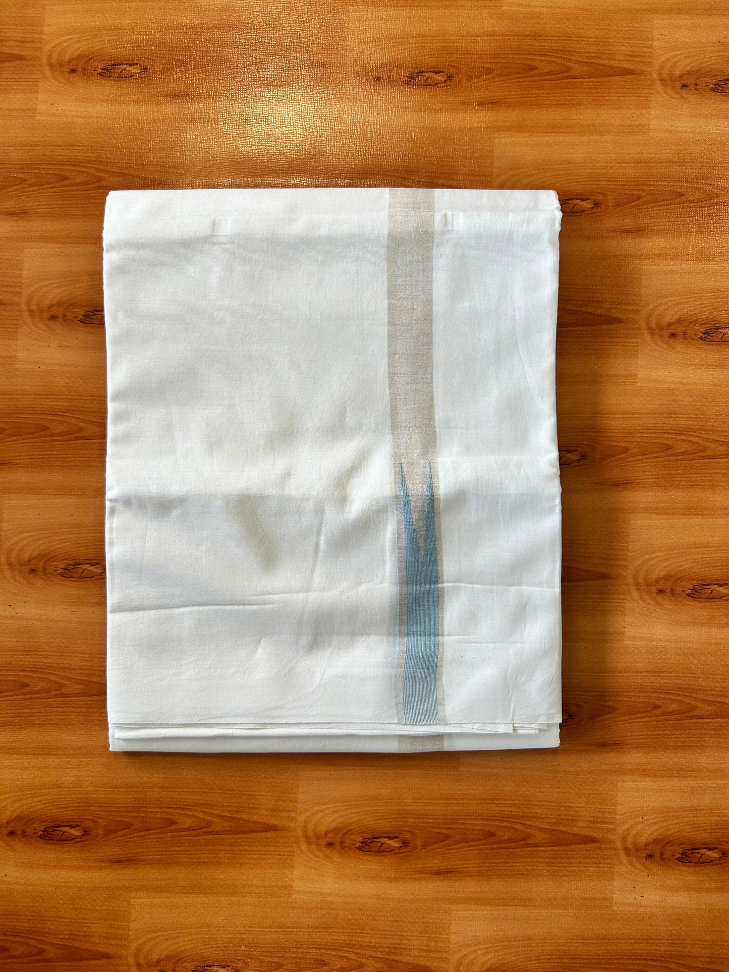 Pure White Double Mundu/Dhoti - 20% Discount ! Kaitharikada Balaramapuram 100% Cotton - 100x80 - 1 inch Puliyilakkara Silver Kasav & Sky Blue Chutty Kara 3.90 mtr (8 muzham) - 25 KK5446 VAS