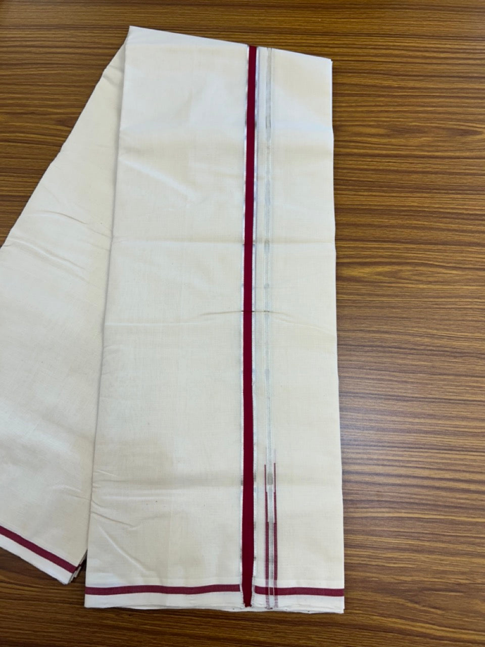 25% DISCOUNT!! KaithariKada HANDLOOM MILPAAV Balaramapuram - 100% PURE Cotton OFF White Double - (Unbleached) Mundu/Dothi - 80x90 - 0.5 Inch Silver Kasavu Dark Red Puliyilakkara chutty - 75KK5234 RAM