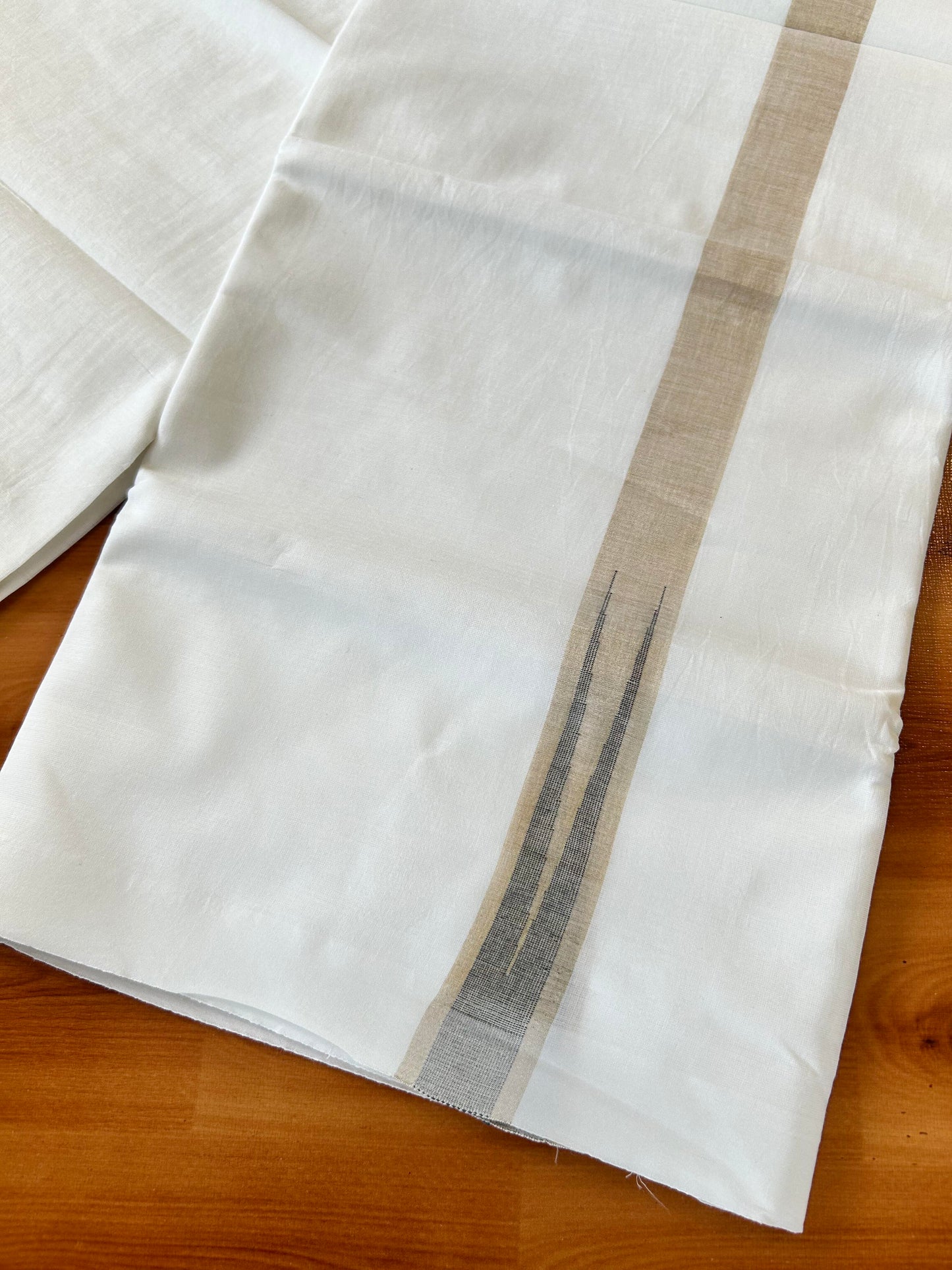 Pure White Double Mundu/Dhoti - 20% Discount ! Kaitharikada Balaramapuram 100% Cotton - 100x80 - 1 inch Puliyilakkara Gold Kasav & Ash Grey Chutty Kara 3.90 mtr (8 muzham) - 19 KK5446 VAS