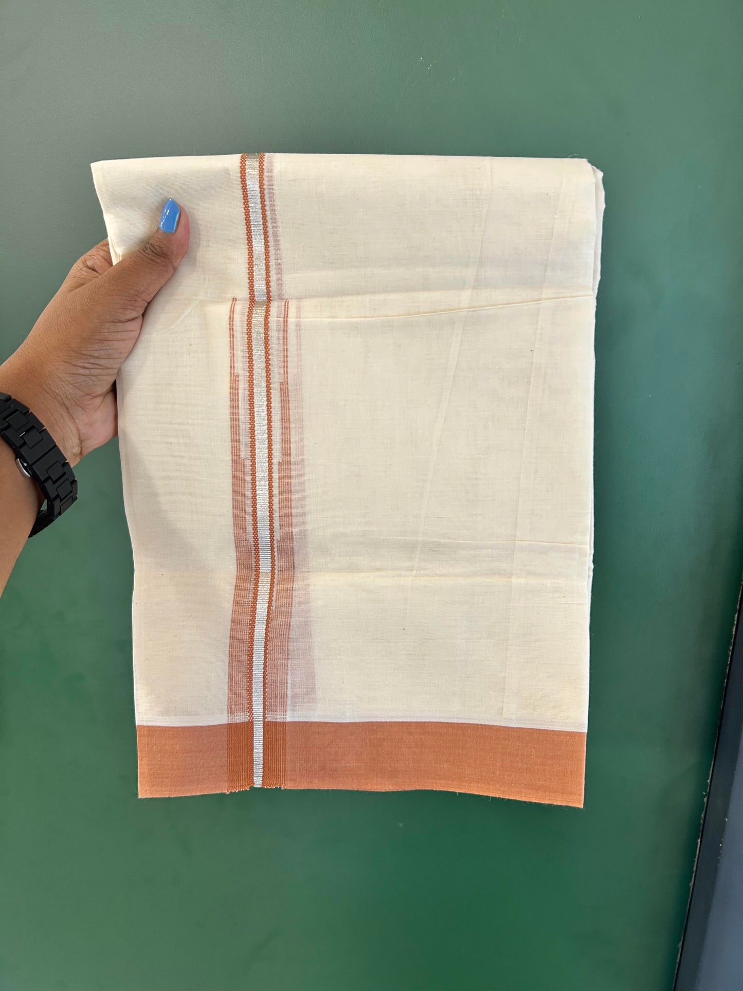 Off White Double (Unbleached) Mundu/Dhoti - 20% Discount! KaithariKada Balaramapuram 100% Cotton -100x80 - 1 inch Silver Kasav & Brown Puliyilakkara Chutty Kara 4 mtr (8.5 Muzham) - 51 KK5440 VIN