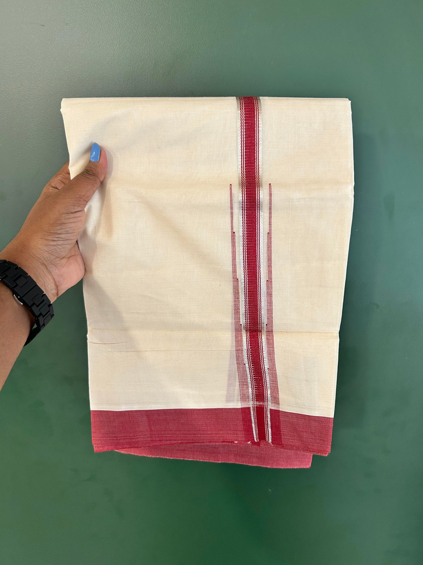 Off White Double (Unbleached) Mundu/Dhoti - 20% Discount! KaithariKada Balaramapuram 100% Cotton - 100x80 - 1 inch Silver Kasav & Reddish Maroon Stripes Puliyilakkara Chutty Kara 4 mtr (8.5 Muzham) - 59 KK5440 VIN
