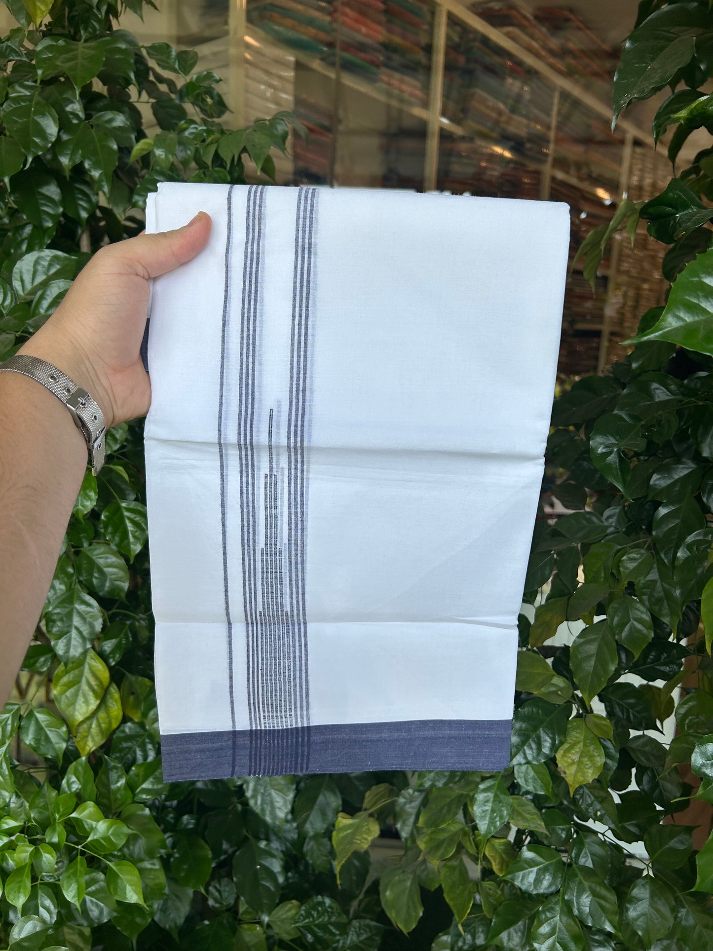 20% Discount ! Kaitharikada Balaramapuram 100% Pure Cotton Double Pure White Mundu/Dhoti - 100x80 - 1.5 inch Navy Blue shaded striped Temple chutty 3.90 mtr (8.5 muzham) - 126 KK5361 PMC