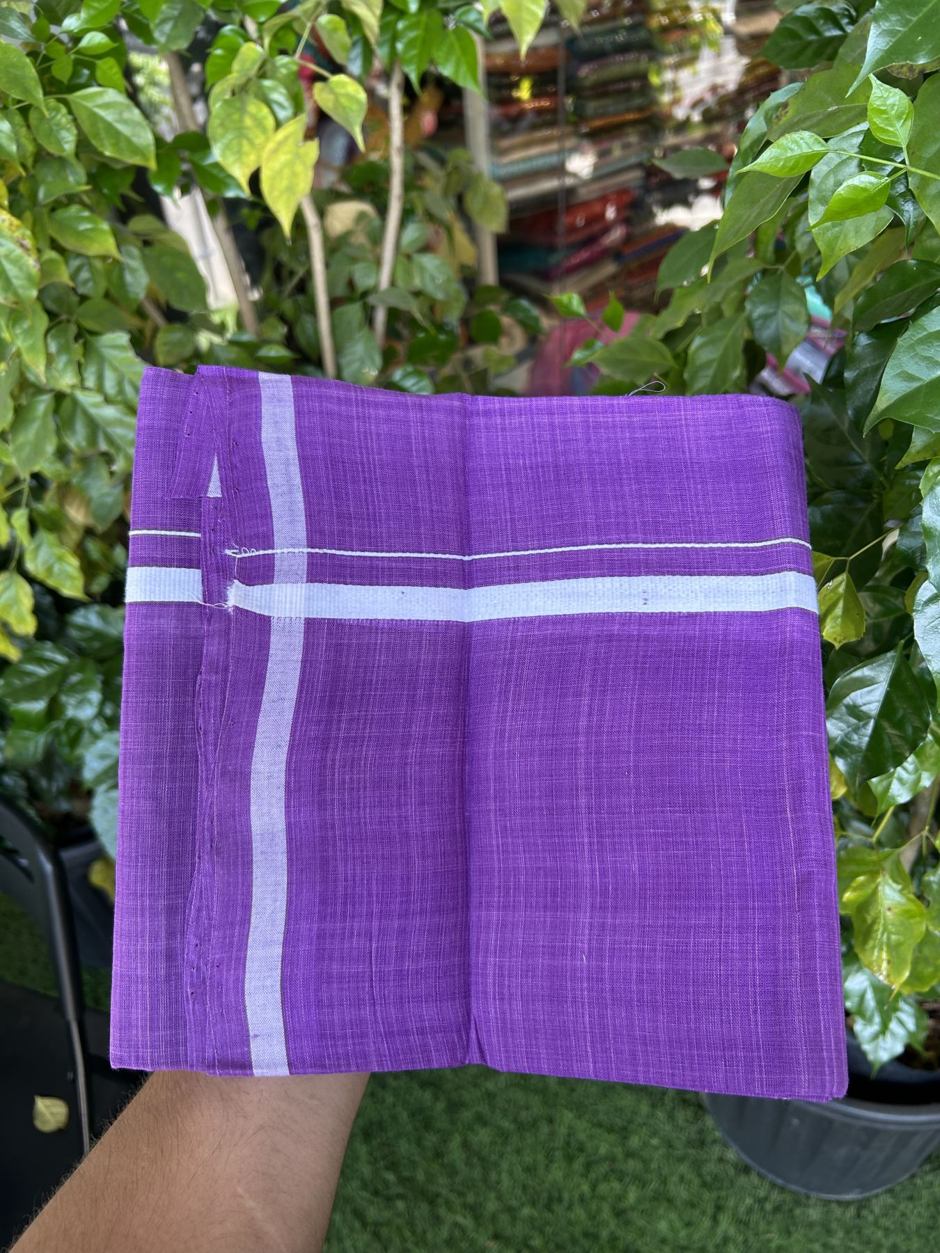 Kerala Handloom Single Hallmarked - 10% Discount !! KaithariKada 100% Pure Cotton - Mundu/Dhoti Purple Body - 1.5 cm White Kara - (2 meter / 4 muzham) - 37 KK8048 ELA