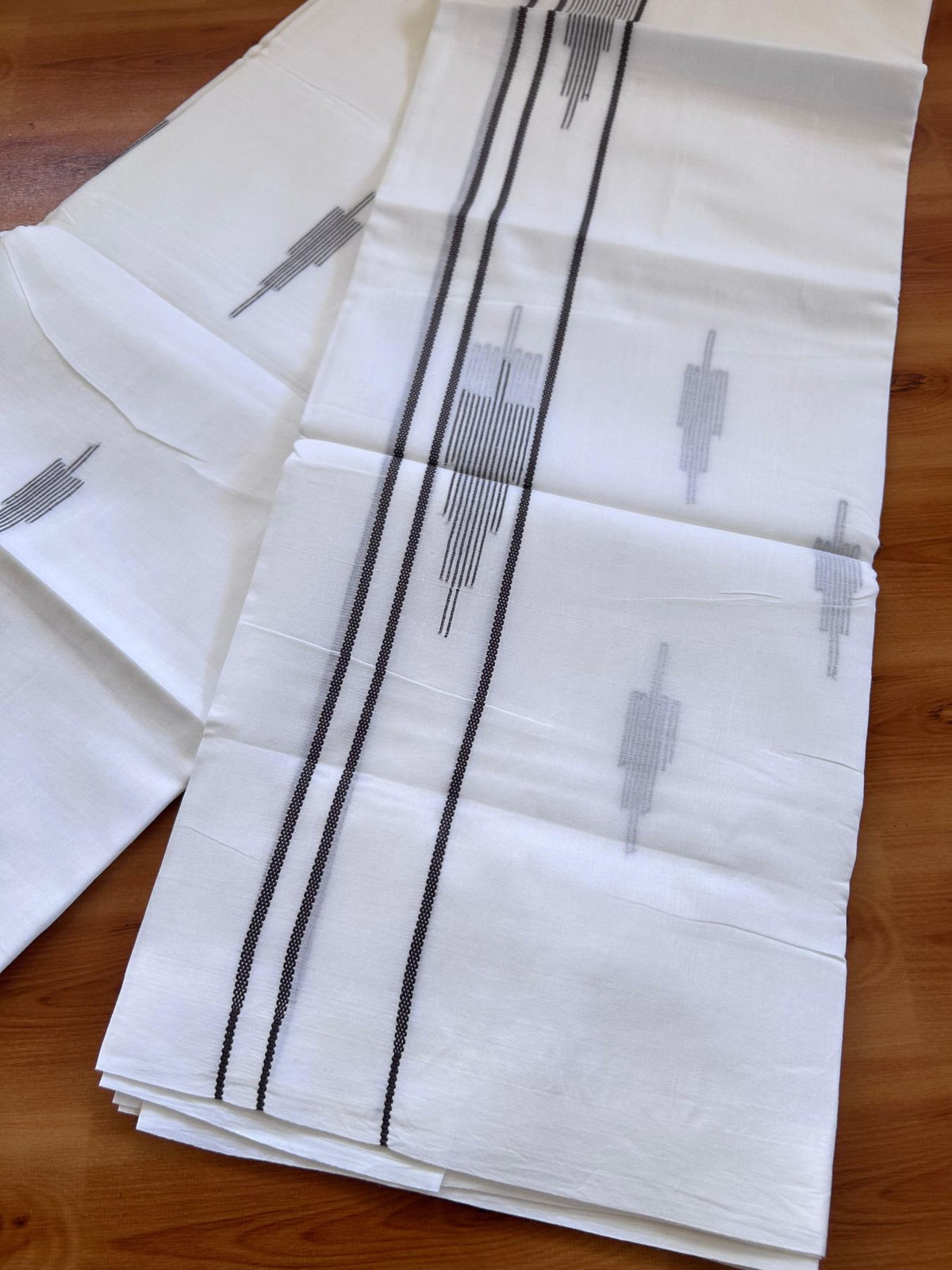Pure White Double Mundu/Dothi - 20% Discount ! Kaitharikada Balaramapuram 100% Cotton - 100x80 - Coffee Brown Stripes Jacquard Design Kara 3.80 mtr (8 muzham) - 11 KK5516 THI
