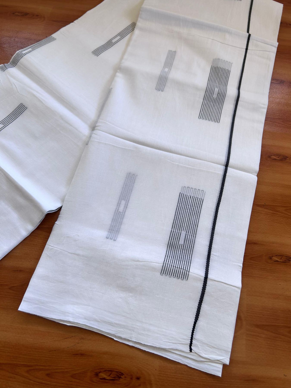 Pure White Double Mundu/Dothi - 20% Discount ! Kaitharikada Balaramapuram 100% Cotton - 100x80 - Black Stripes Jacquard Design Kara 3.80 mtr (8 muzham) - 1 KK5516 THI