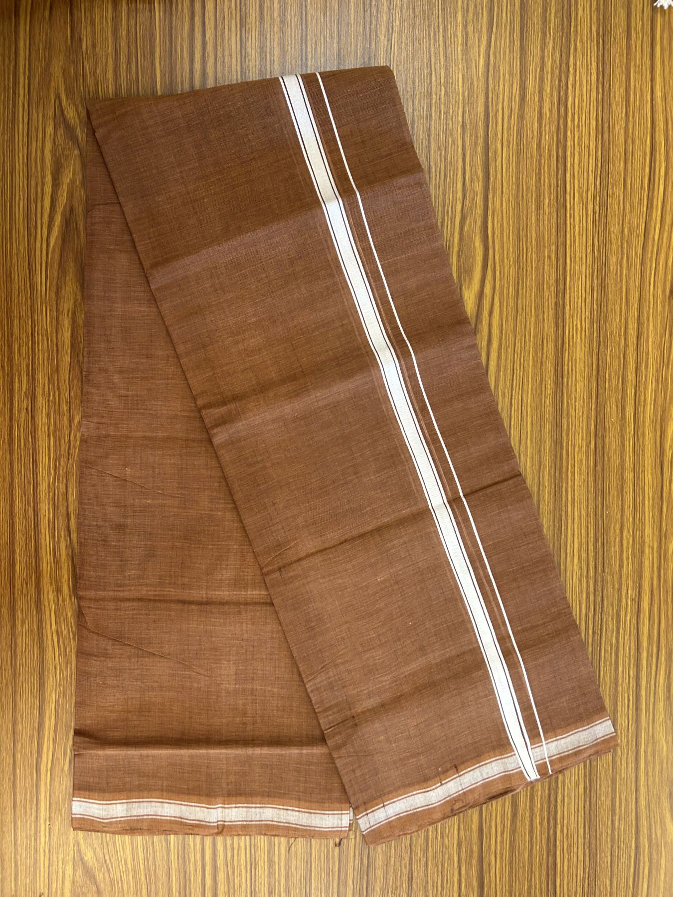 Kerala Handloom Single Hallmarked - 10% Discount !! KaithariKada 100% Pure Cotton - Mundu/Dhoti 1.5 cm White Kara with Dark Kavi colour Body - (2 meter / 4 muzham) - 1 KK8048 ELA