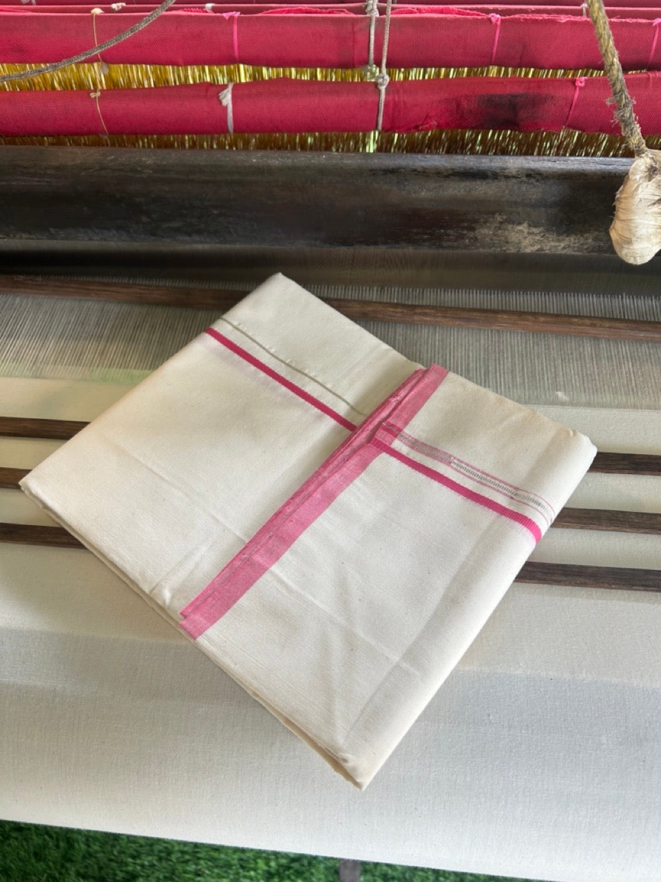 SIGNATURE KAITHARIKADA EXCLUSIVE SINGLE DHOTI - 100% Cotton Balaramapuram HANDLOOM Single Mundu/Dhoti - Off White - (Unbleached) 0.25 Inch Pink & Silver KASAVU Chutty Kara  (2 metre / 4 muzham)- 5KK5010KAI