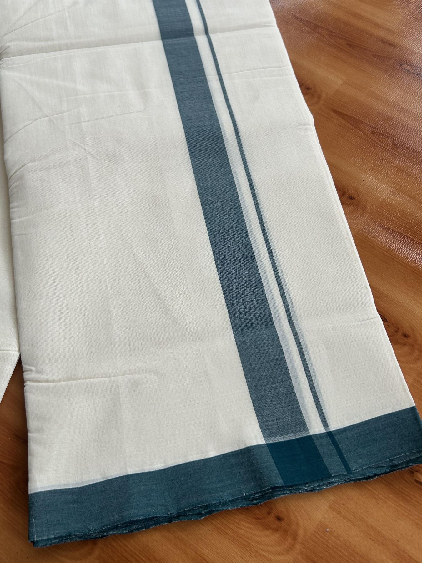 Double Off White (Unbleached) Mundu/Dhoti - 25% Discount!! KaithariKada Handloom Unakkupaav - Kerala Handloom - 100% Pure Cotton - 100x80 - 1 inch Dark Green Shaded Kara 3.80 meter (8 muzham) - 58 KK5436 REA