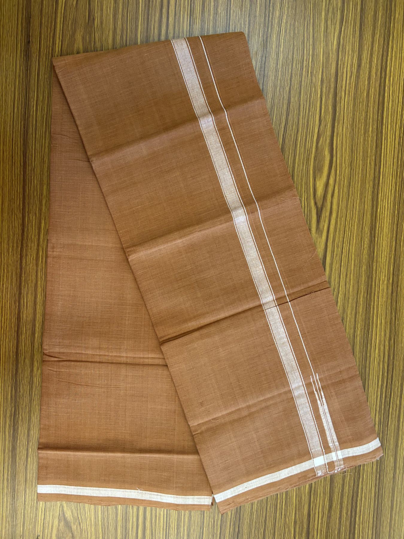 Kerala Handloom Single Hallmarked - 10% Discount !! KaithariKada 100% Pure Cotton - Mundu/Dhoti 2 cm Puliyilakkara White Shaded Chutty Kara with Kavi colour Body - (2 meter / 4 muzham) - 7 KK8048 ELA
