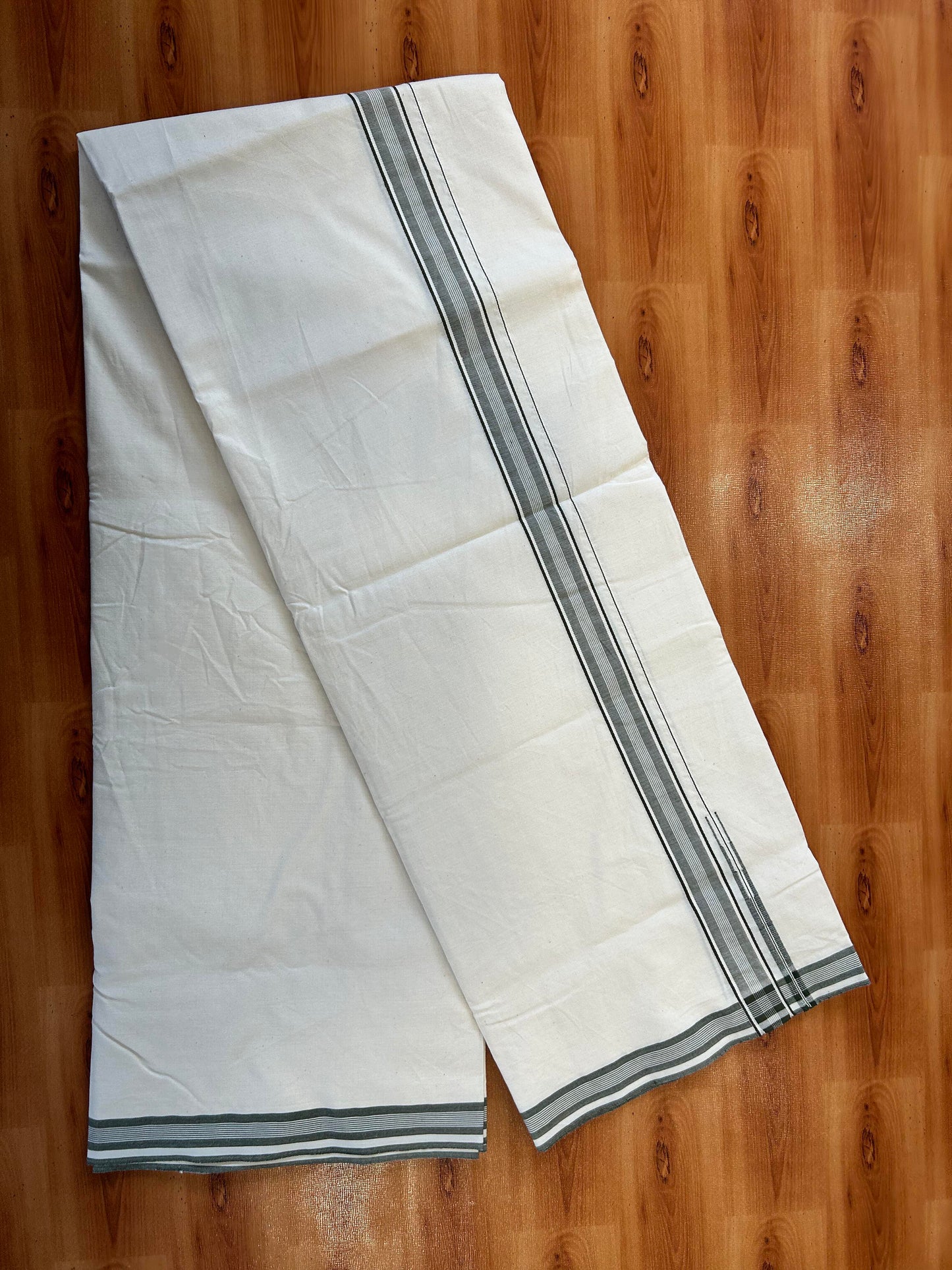 Single Dhoti / Mund Off white - 20% Discount ! KaithariKada 100% Cotton - (Unbleached) -Twisted 100s Thread- 1 inch Puliyilakkara Sage Green Striped Chutty Kara (2 meter / 4 muzham)  - 9 KK5450 ASH
