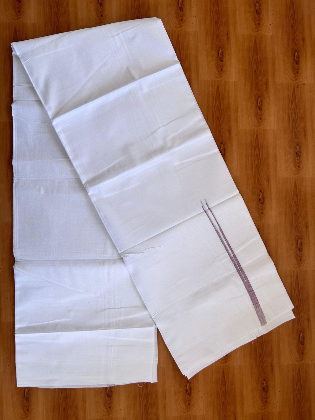Double Pure White Mundu/Dhoti - 20% Discount !! KaithariKada Balaramapuram 100% Cotton - 100x80 - 0.5 inch Maroon Striped Chutty Kara 3.75 mtr (8 muzham) - 6 KK5515 CKS