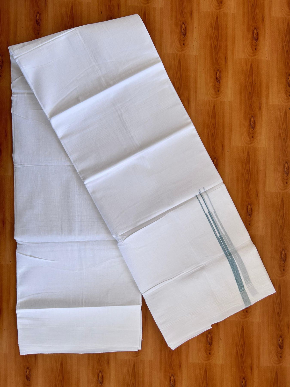 Double Pure White Mundu/Dhoti - 20% Discount !! KaithariKada Balaramapuram 100% Cotton - 100x80 - 0.5 inch Peacock Green Striped Chutty Kara 3.75 mtr (8 muzham) - 8 KK5515 CKS