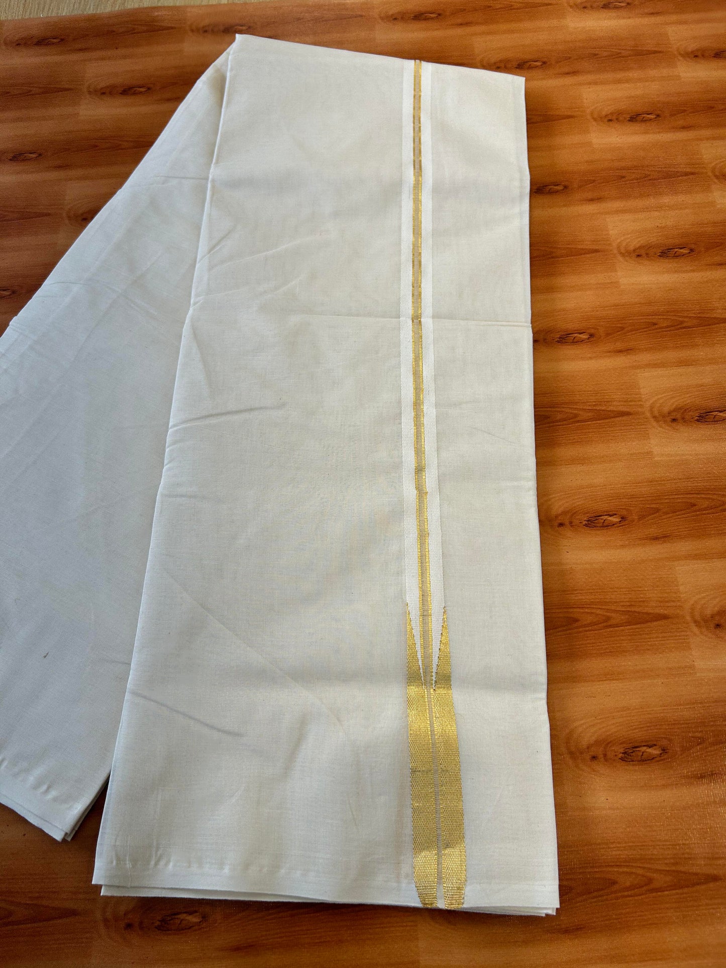 Double Off white Mundu/Dhoti - 20% Discount! KaithariKada - 100% Cotton 100x100 - 1 inch Puliyilakkara Gold Kasav Chutty Kara 4 mtr (8.5 muzham) - 16 KK5450 ASH