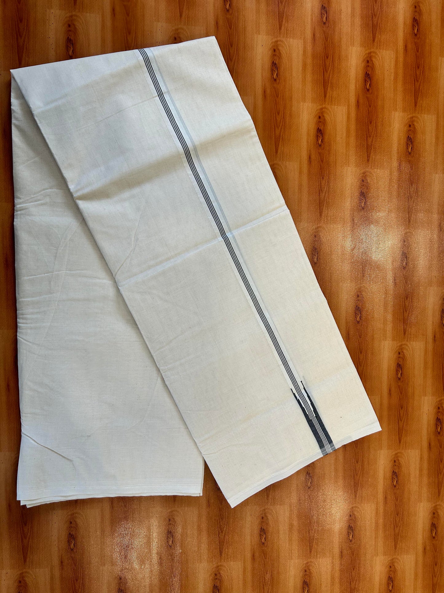Double Off white Mundu/Dhoti - 20% Discount! KaithariKada - 100% Cotton 100x100 - 0.75 inch Puliyilakkara Black Chutty Kara 4 mtr (8.5 muzham) - 13 KK5450 ASH