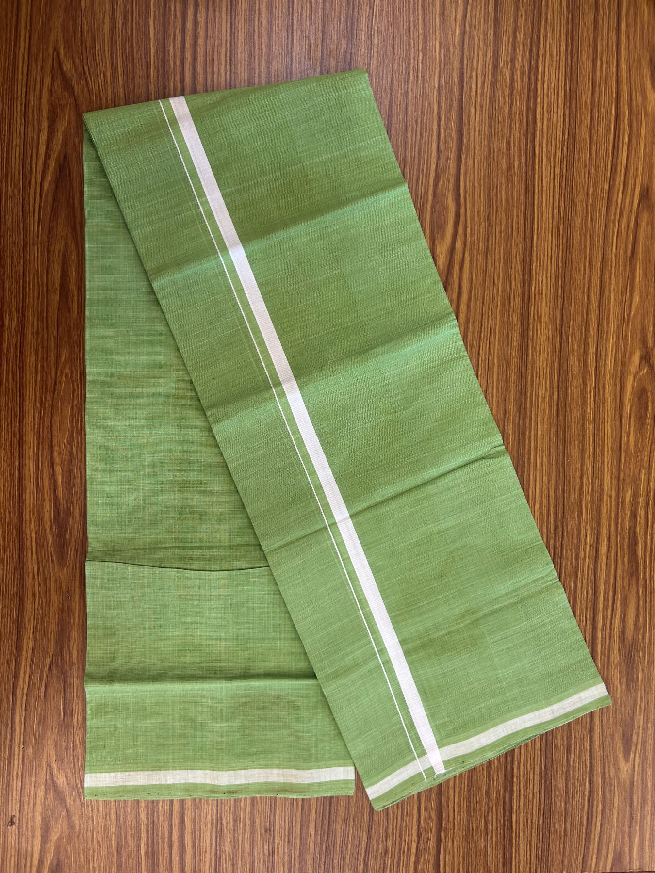 Kerala Handloom Single Hallmarked - 10% Discount !! KaithariKada 100% Pure Cotton - Mundu/Dhoti Parrot Green Body - 0.5 inch White Kara - (2 meter / 4 muzham) - 30 KK8048 ELA